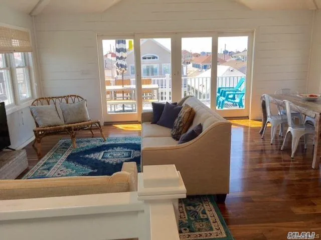 26 Maryland Avenue, Long Beach, NY, 4 Bedrooms Bedrooms, 8 Rooms Rooms,3 BathroomsBathrooms,Residential Lease,For Rent,Maryland,0,959189 26 Maryland Avenue, Long Beach, NY, 4 Bedrooms Bedrooms, 8 Rooms Rooms,3 BathroomsBathrooms,Residential Lease,For Rent,Maryland,0,959189