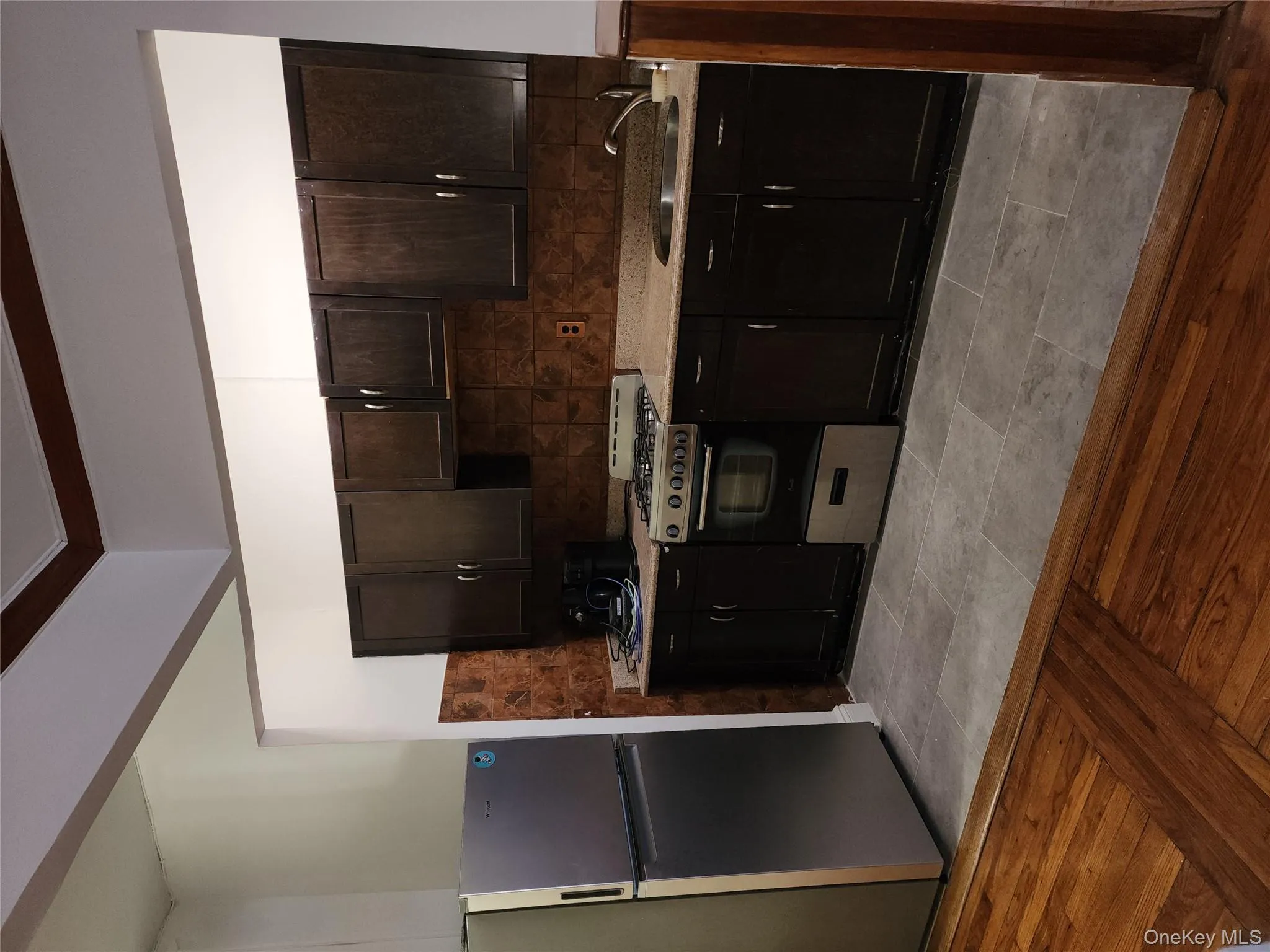 Galley Kitchen Galley Kitchen