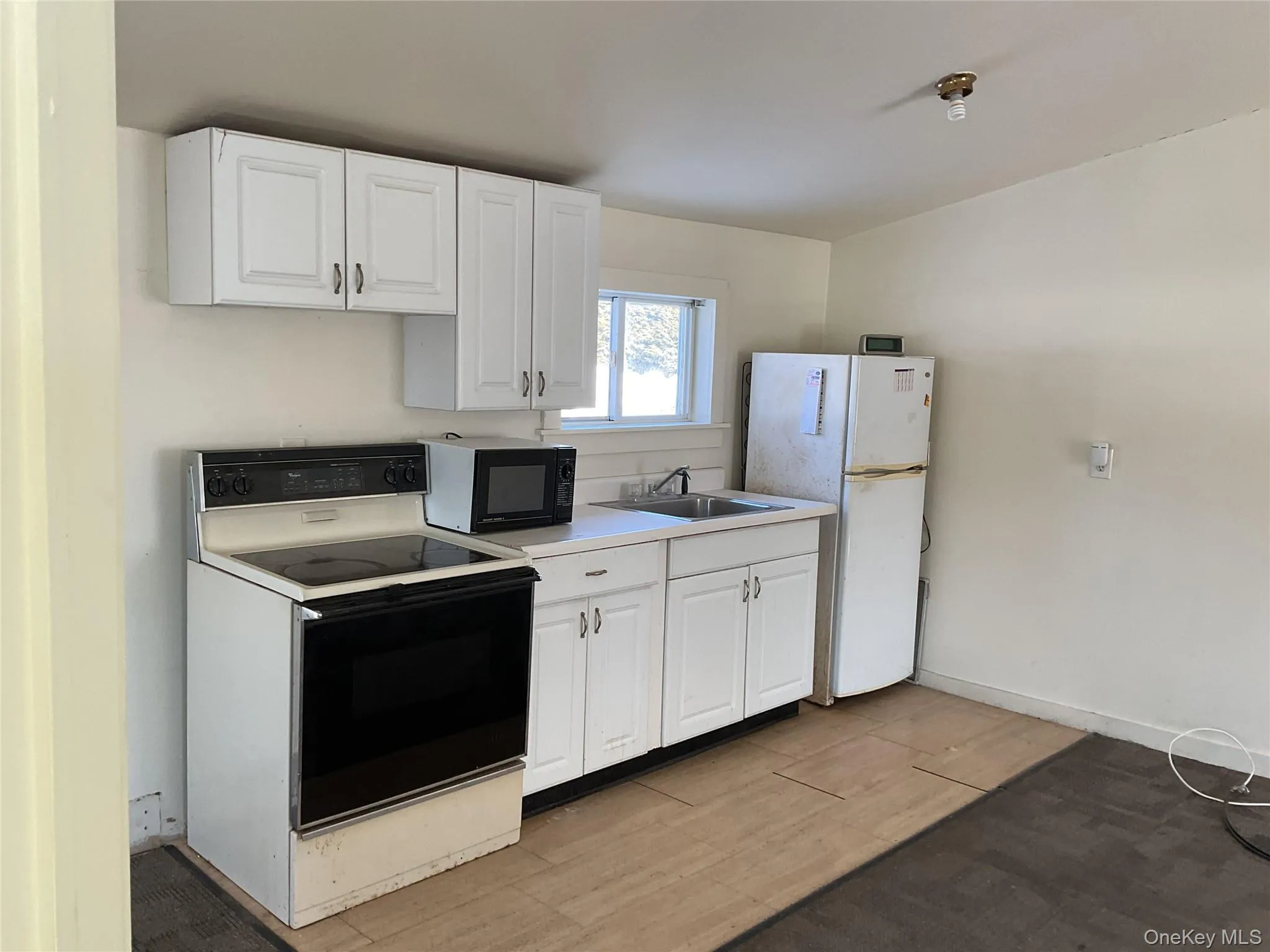 1110 -1114 route 94, New Windsor, NY, 1 Bedroom Bedrooms, 4 Rooms Rooms,1 BathroomBathrooms,Residential Lease,For Rent,route 94,0,959228 1110 -1114 route 94, New Windsor, NY, 1 Bedroom Bedrooms, 4 Rooms Rooms,1 BathroomBathrooms,Residential Lease,For Rent,route 94,0,959228