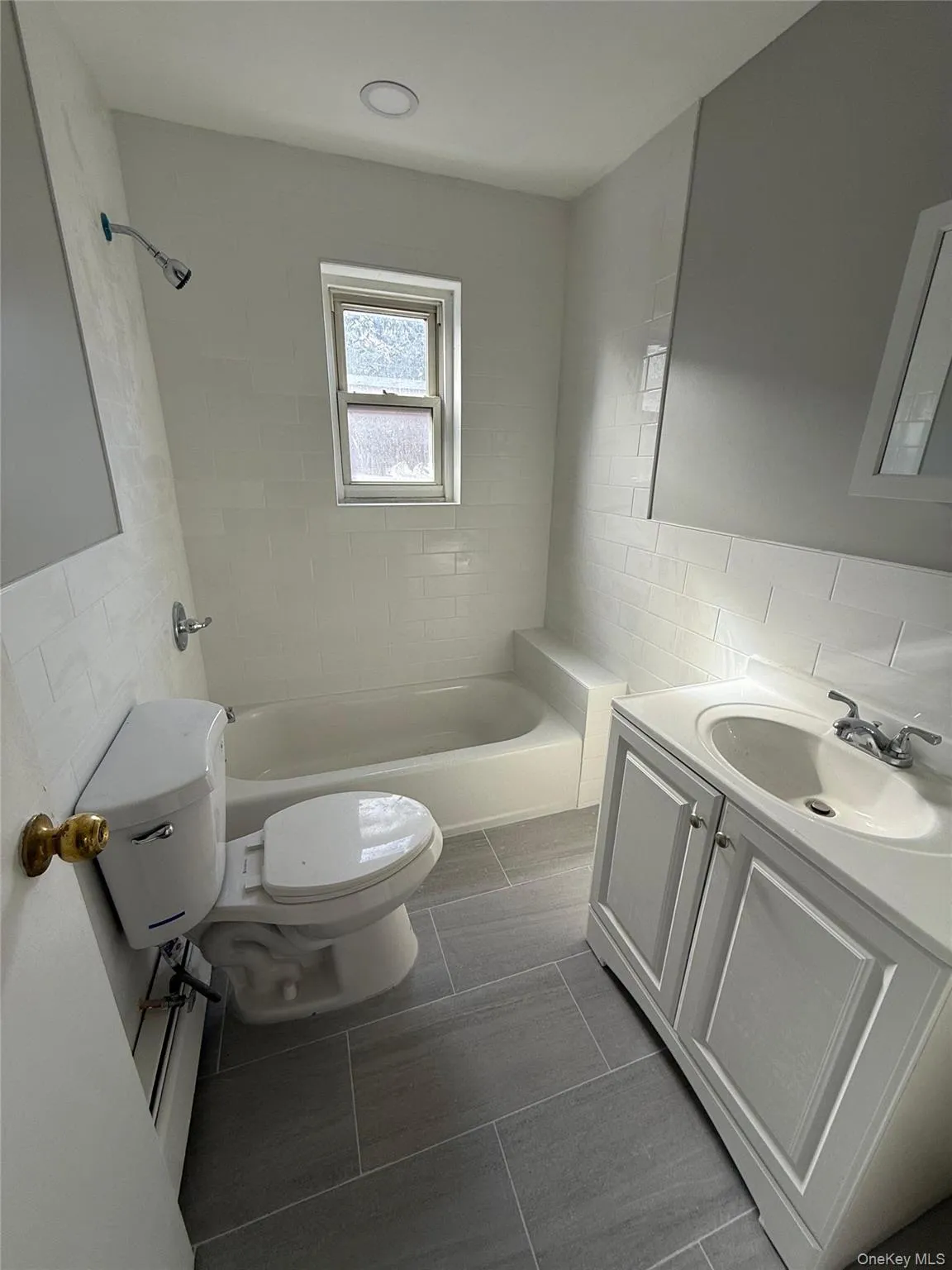 5606 Riverdale Avenue, New York, NY, 3 Bedrooms Bedrooms, 6 Rooms Rooms,1 BathroomBathrooms,Residential Lease,For Rent,Riverdale,0,959250 5606 Riverdale Avenue, New York, NY, 3 Bedrooms Bedrooms, 6 Rooms Rooms,1 BathroomBathrooms,Residential Lease,For Rent,Riverdale,0,959250