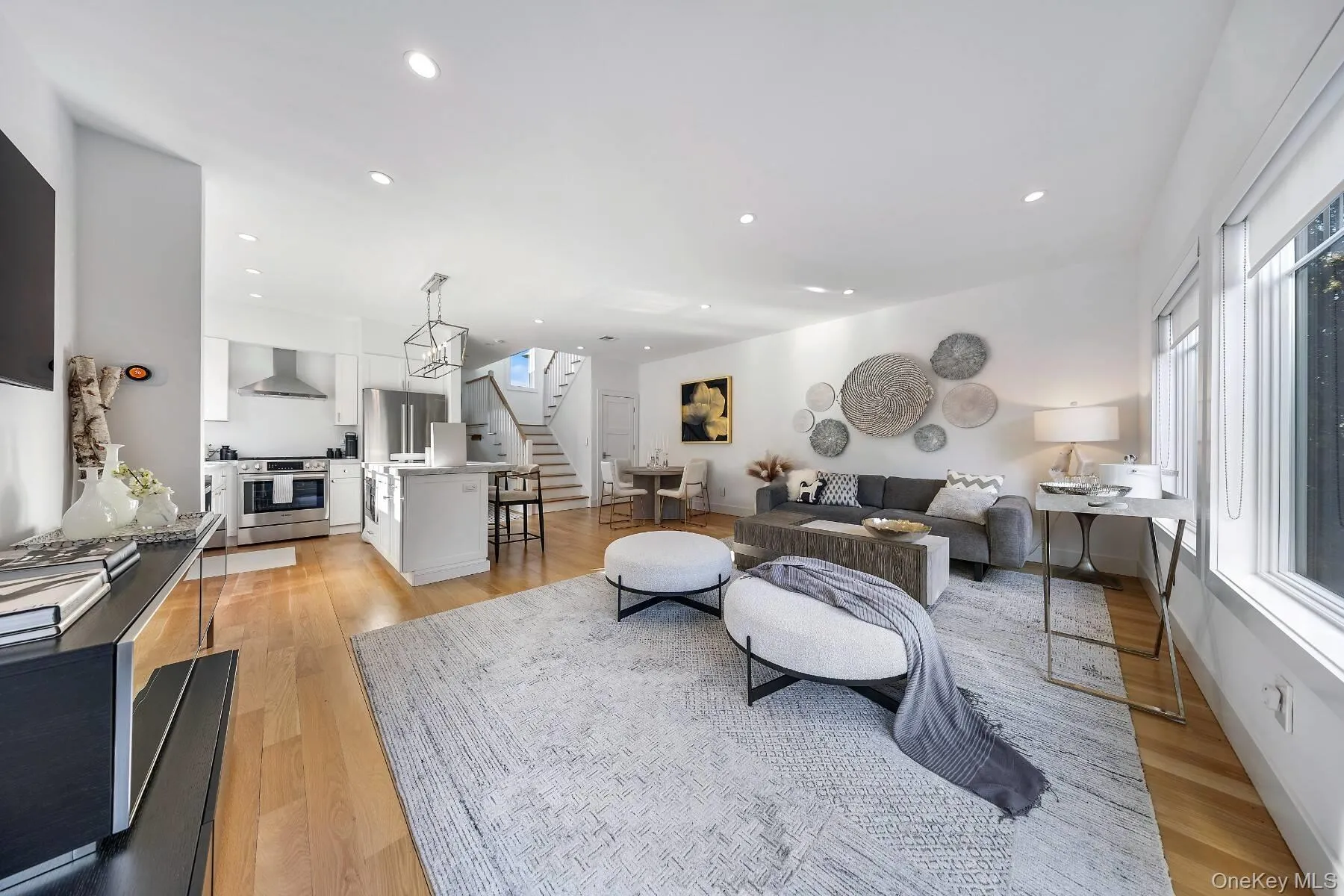 68 Foster Avenue, Southampton, NY, 2 Bedrooms Bedrooms, 3 Rooms Rooms,1 BathroomBathrooms,Residential,For Rent,Foster,0,959266 68 Foster Avenue, Southampton, NY, 2 Bedrooms Bedrooms, 3 Rooms Rooms,1 BathroomBathrooms,Residential,For Rent,Foster,0,959266