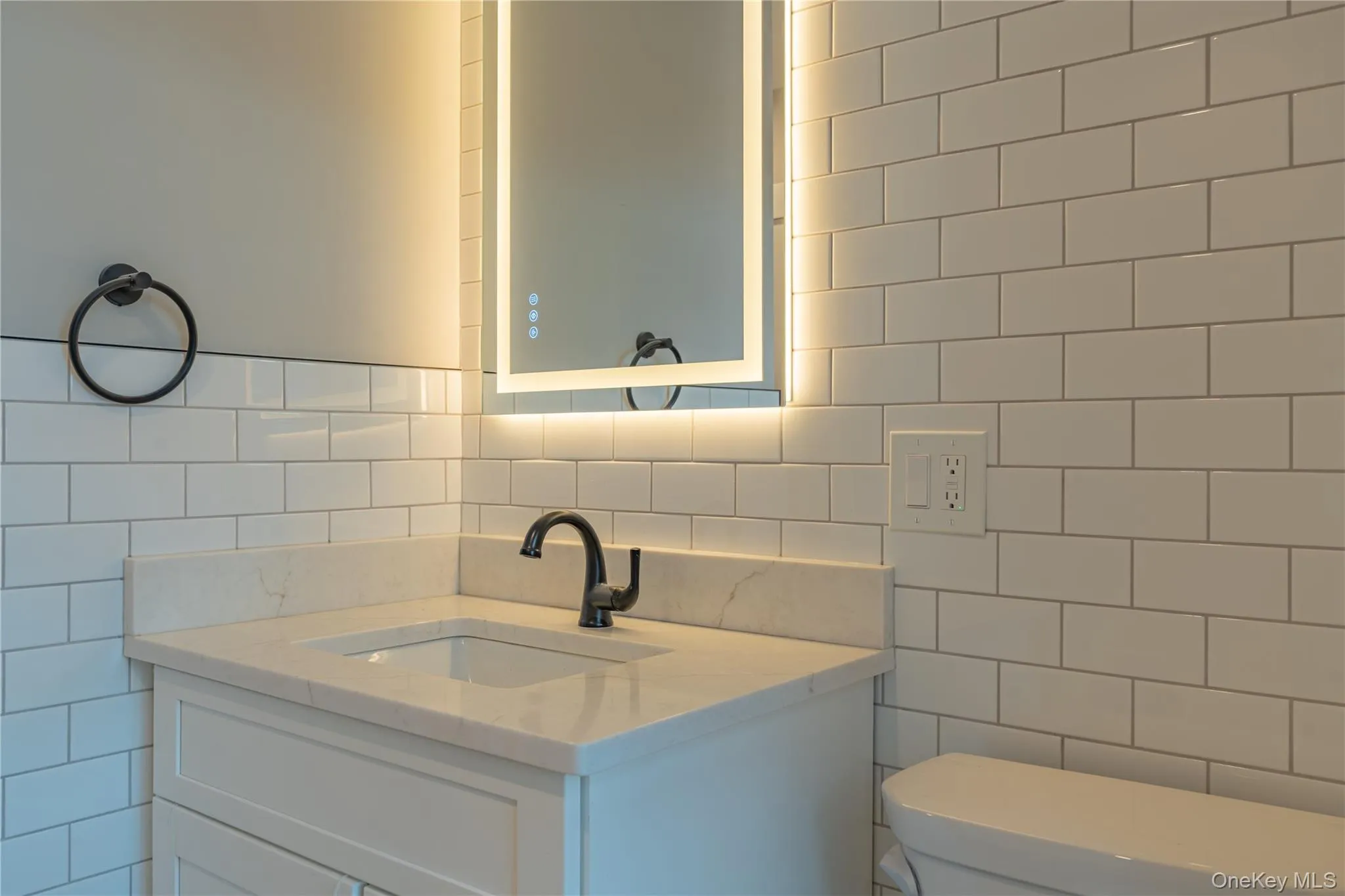 85 Cannon Street, Poughkeepsie, NY, 1 Bedroom Bedrooms, 7 Rooms Rooms,2 BathroomsBathrooms,Residential Lease,For Rent,Cannon,0,959304 85 Cannon Street, Poughkeepsie, NY, 1 Bedroom Bedrooms, 7 Rooms Rooms,2 BathroomsBathrooms,Residential Lease,For Rent,Cannon,0,959304