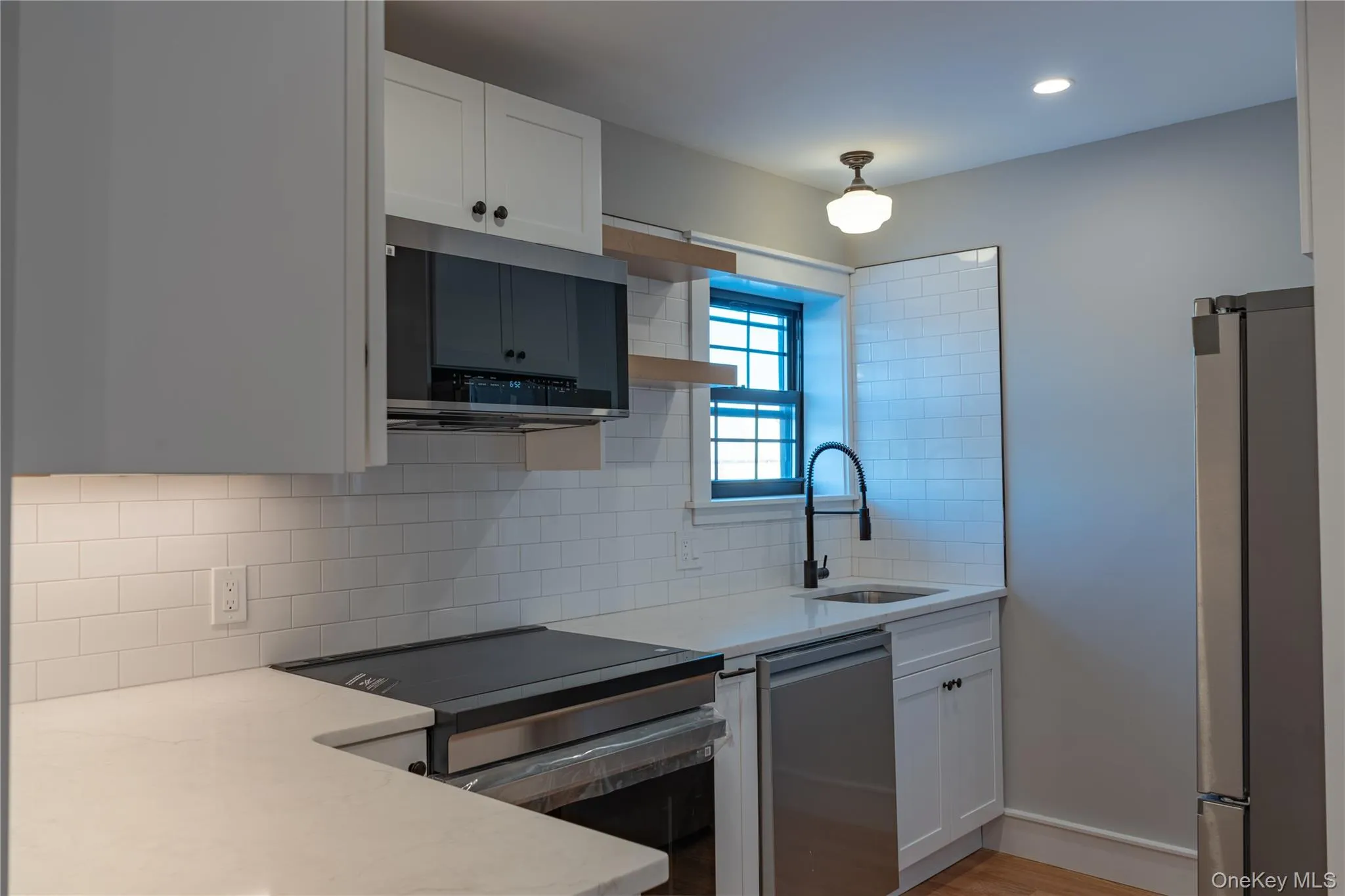85 Cannon Street, Poughkeepsie, NY, 1 Bedroom Bedrooms, 7 Rooms Rooms,2 BathroomsBathrooms,Residential Lease,For Rent,Cannon,0,959304 85 Cannon Street, Poughkeepsie, NY, 1 Bedroom Bedrooms, 7 Rooms Rooms,2 BathroomsBathrooms,Residential Lease,For Rent,Cannon,0,959304