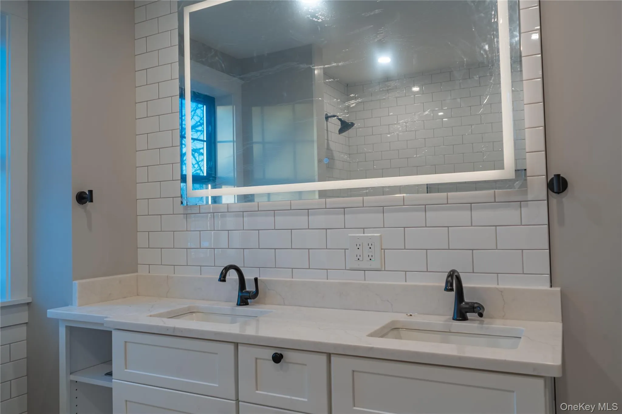 85 Cannon Street, Poughkeepsie, NY, 1 Bedroom Bedrooms, 7 Rooms Rooms,2 BathroomsBathrooms,Residential Lease,For Rent,Cannon,0,959304 85 Cannon Street, Poughkeepsie, NY, 1 Bedroom Bedrooms, 7 Rooms Rooms,2 BathroomsBathrooms,Residential Lease,For Rent,Cannon,0,959304