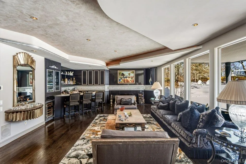 8 Forest Court, Oyster Bay, NY, 5 Bedrooms Bedrooms, 11 Rooms Rooms,4 BathroomsBathrooms,Residential Sale,For Rent,Forest,0,959362 8 Forest Court, Oyster Bay, NY, 5 Bedrooms Bedrooms, 11 Rooms Rooms,4 BathroomsBathrooms,Residential Sale,For Rent,Forest,0,959362