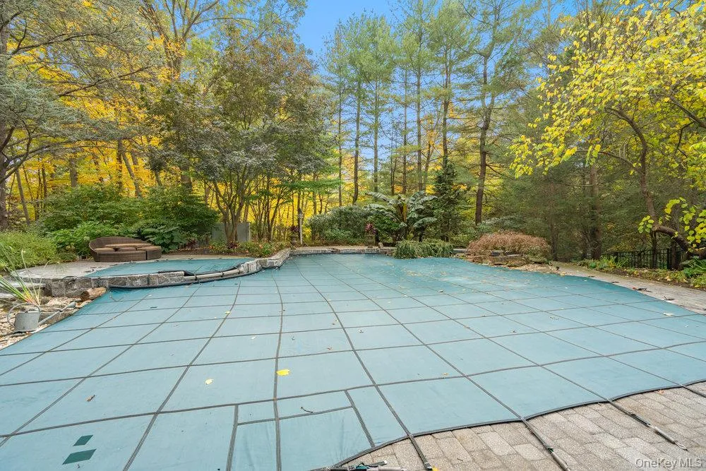 8 Forest Court, Oyster Bay, NY, 5 Bedrooms Bedrooms, 11 Rooms Rooms,4 BathroomsBathrooms,Residential Sale,For Rent,Forest,0,959362 8 Forest Court, Oyster Bay, NY, 5 Bedrooms Bedrooms, 11 Rooms Rooms,4 BathroomsBathrooms,Residential Sale,For Rent,Forest,0,959362