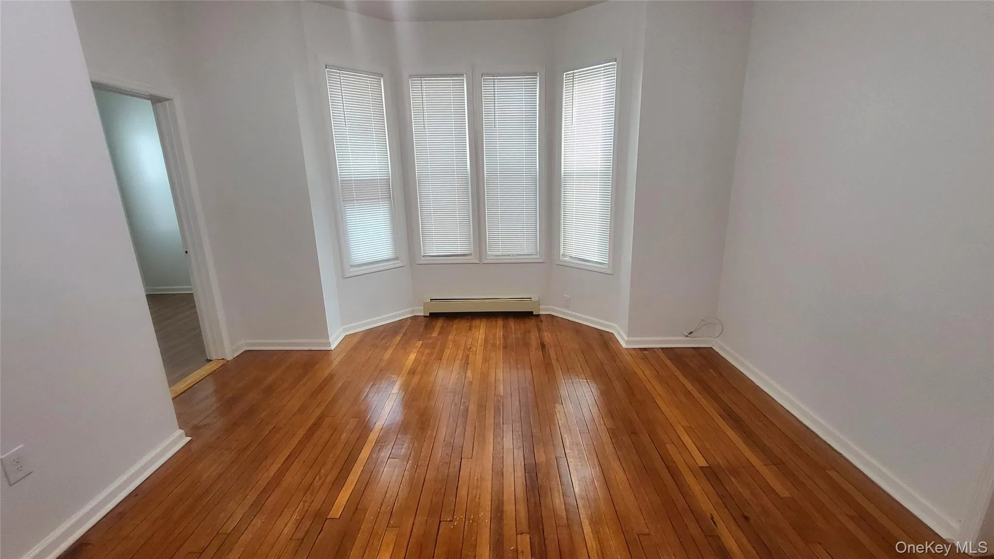 Living Room Has Hardwood Floor Living Room Has Hardwood Floor