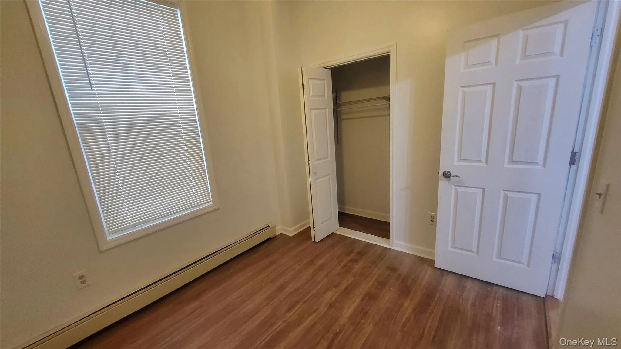 49 Carroll Street, Poughkeepsie, NY, 3 Bedrooms Bedrooms, 5 Rooms Rooms,1 BathroomBathrooms,Residential Lease,For Rent,Carroll,0,959365 49 Carroll Street, Poughkeepsie, NY, 3 Bedrooms Bedrooms, 5 Rooms Rooms,1 BathroomBathrooms,Residential Lease,For Rent,Carroll,0,959365