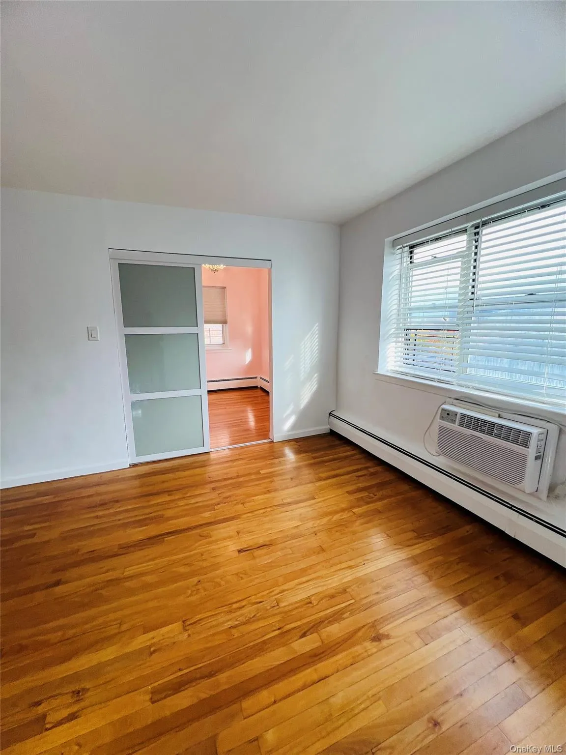 99-10 60th Avenue, New York, NY, 1 Bedroom Bedrooms, 4 Rooms Rooms,1 BathroomBathrooms,Residential,For Rent,60th,0,959389 99-10 60th Avenue, New York, NY, 1 Bedroom Bedrooms, 4 Rooms Rooms,1 BathroomBathrooms,Residential,For Rent,60th,0,959389