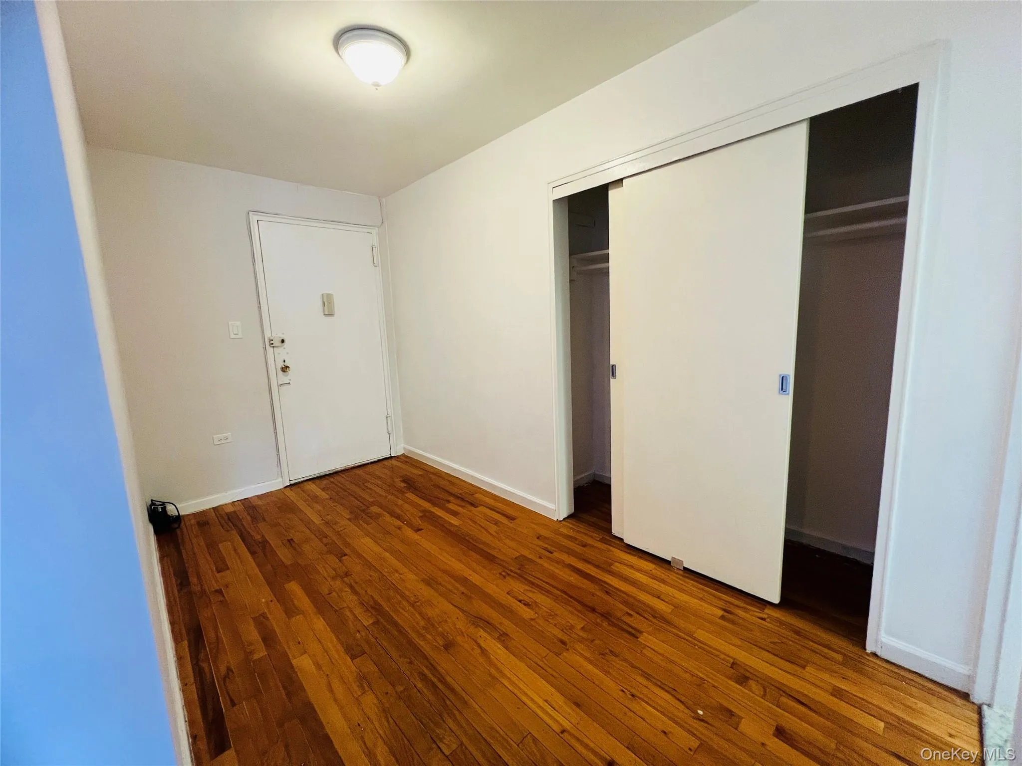 99-10 60th Avenue, New York, NY, 1 Bedroom Bedrooms, 4 Rooms Rooms,1 BathroomBathrooms,Residential,For Rent,60th,0,959389 99-10 60th Avenue, New York, NY, 1 Bedroom Bedrooms, 4 Rooms Rooms,1 BathroomBathrooms,Residential,For Rent,60th,0,959389