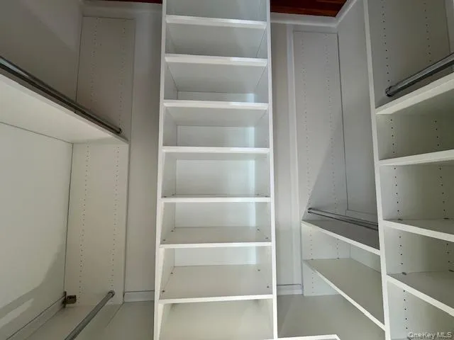 141 Manorhaven Boulevard, North Hempstead, NY, 2 Bedrooms Bedrooms, 5 Rooms Rooms,1 BathroomBathrooms,Residential Lease,For Rent,Manorhaven,0,959425 141 Manorhaven Boulevard, North Hempstead, NY, 2 Bedrooms Bedrooms, 5 Rooms Rooms,1 BathroomBathrooms,Residential Lease,For Rent,Manorhaven,0,959425