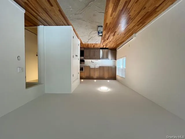 141 Manorhaven Boulevard, North Hempstead, NY, 2 Bedrooms Bedrooms, 5 Rooms Rooms,1 BathroomBathrooms,Residential Lease,For Rent,Manorhaven,0,959425 141 Manorhaven Boulevard, North Hempstead, NY, 2 Bedrooms Bedrooms, 5 Rooms Rooms,1 BathroomBathrooms,Residential Lease,For Rent,Manorhaven,0,959425