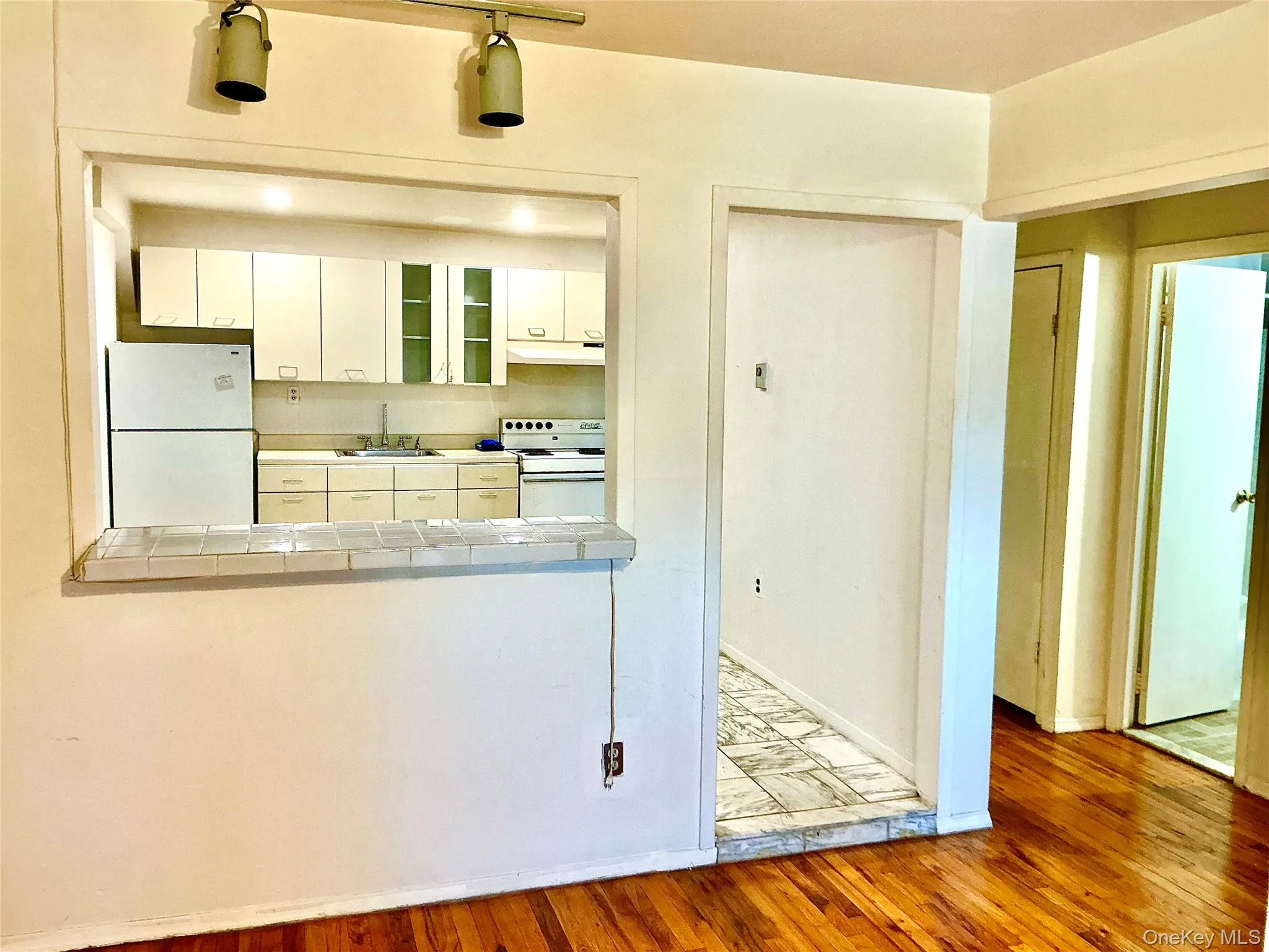4315 223rd Street, New York, NY, 1 Bedroom Bedrooms, 4 Rooms Rooms,1 BathroomBathrooms,Residential Lease,For Rent,223rd,0,959426 4315 223rd Street, New York, NY, 1 Bedroom Bedrooms, 4 Rooms Rooms,1 BathroomBathrooms,Residential Lease,For Rent,223rd,0,959426