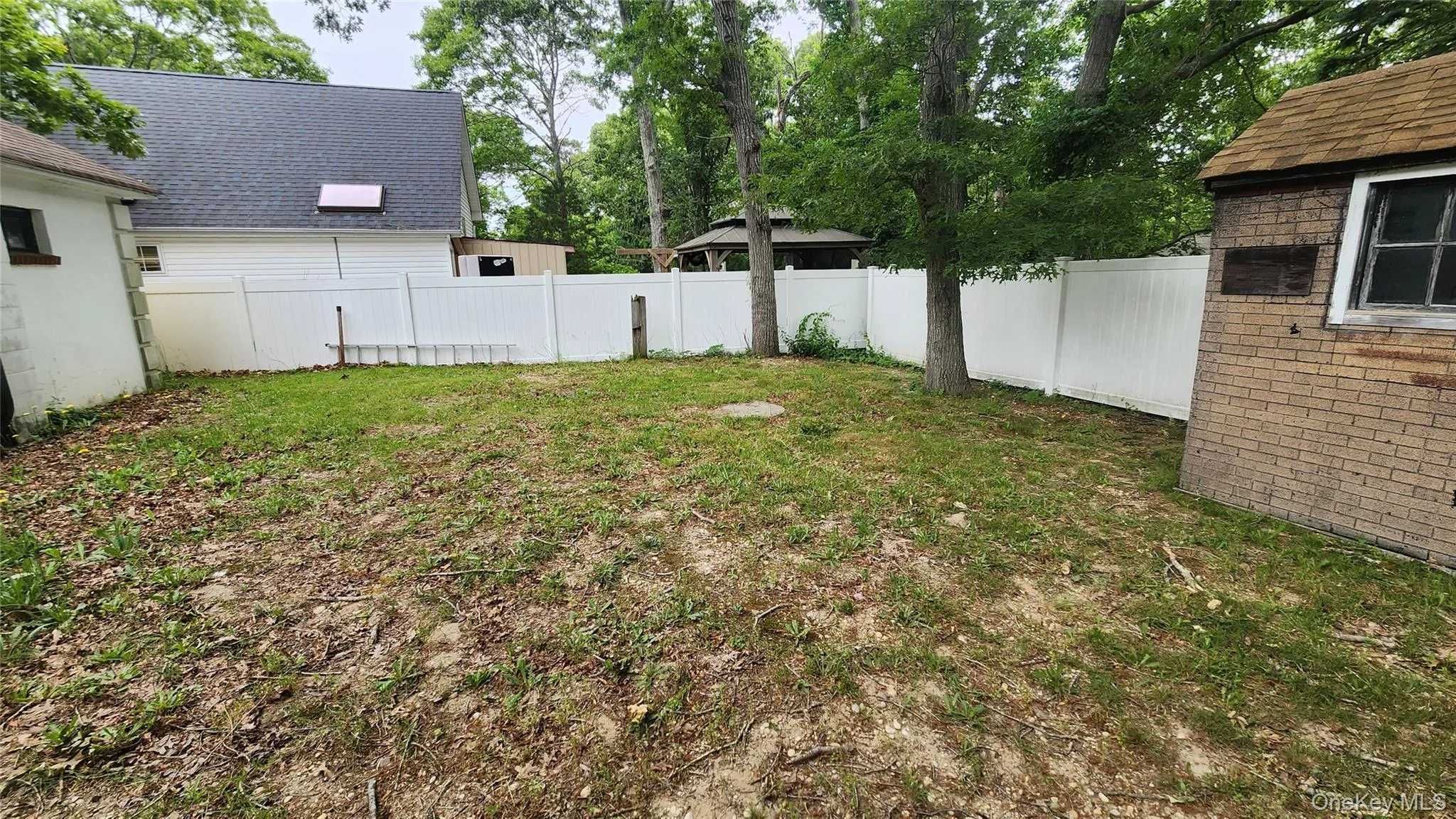 200 Oak Avenue, Southampton, NY, 2 Bedrooms Bedrooms, 7 Rooms Rooms,2 BathroomsBathrooms,Residential,For Rent,Oak,0,959442 200 Oak Avenue, Southampton, NY, 2 Bedrooms Bedrooms, 7 Rooms Rooms,2 BathroomsBathrooms,Residential,For Rent,Oak,0,959442