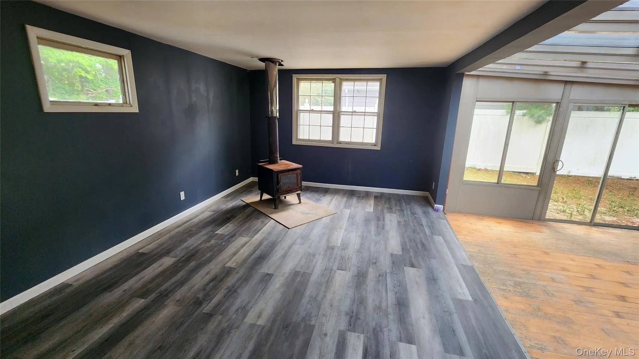 200 Oak Avenue, Southampton, NY, 2 Bedrooms Bedrooms, 7 Rooms Rooms,2 BathroomsBathrooms,Residential,For Rent,Oak,0,959442 200 Oak Avenue, Southampton, NY, 2 Bedrooms Bedrooms, 7 Rooms Rooms,2 BathroomsBathrooms,Residential,For Rent,Oak,0,959442