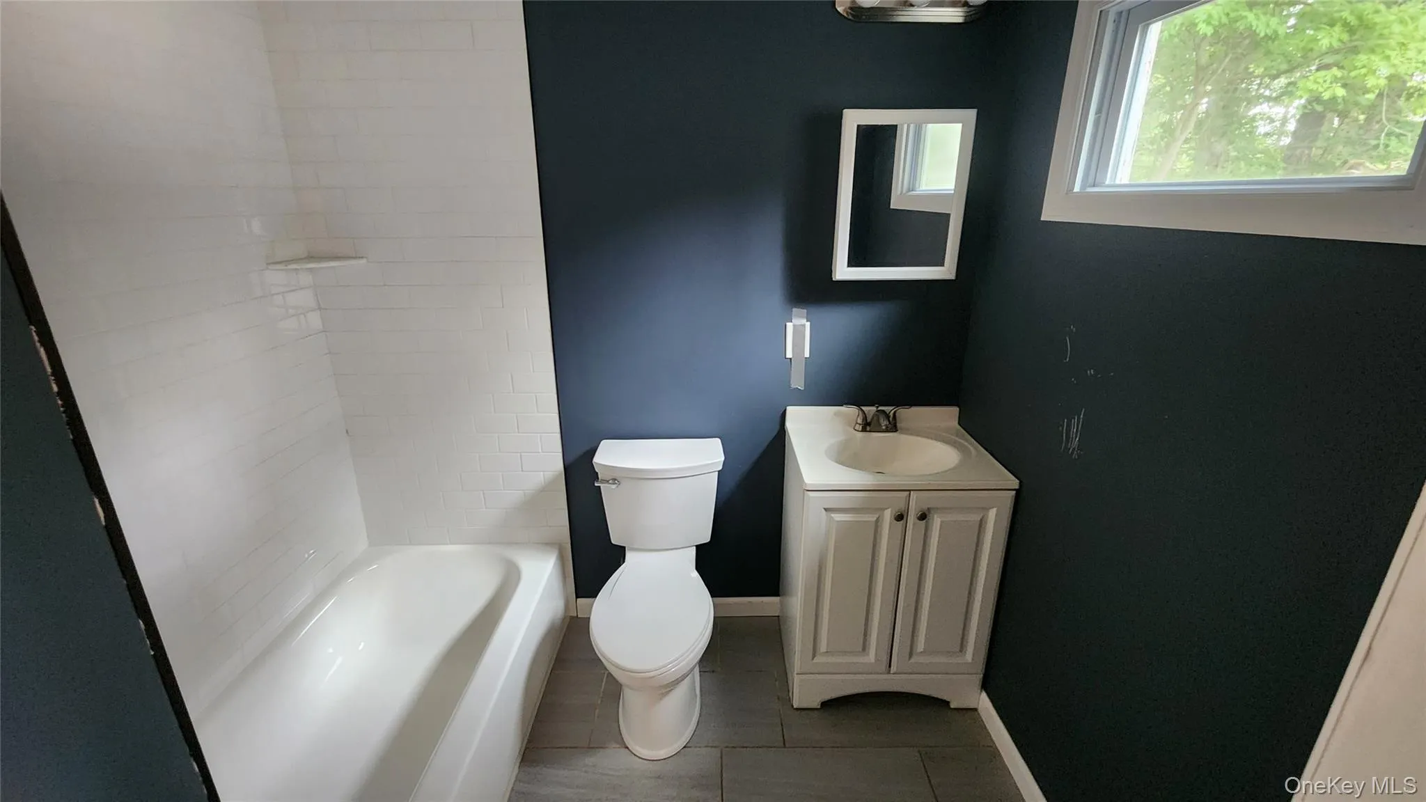 200 Oak Avenue, Southampton, NY, 2 Bedrooms Bedrooms, 7 Rooms Rooms,2 BathroomsBathrooms,Residential,For Rent,Oak,0,959442 200 Oak Avenue, Southampton, NY, 2 Bedrooms Bedrooms, 7 Rooms Rooms,2 BathroomsBathrooms,Residential,For Rent,Oak,0,959442