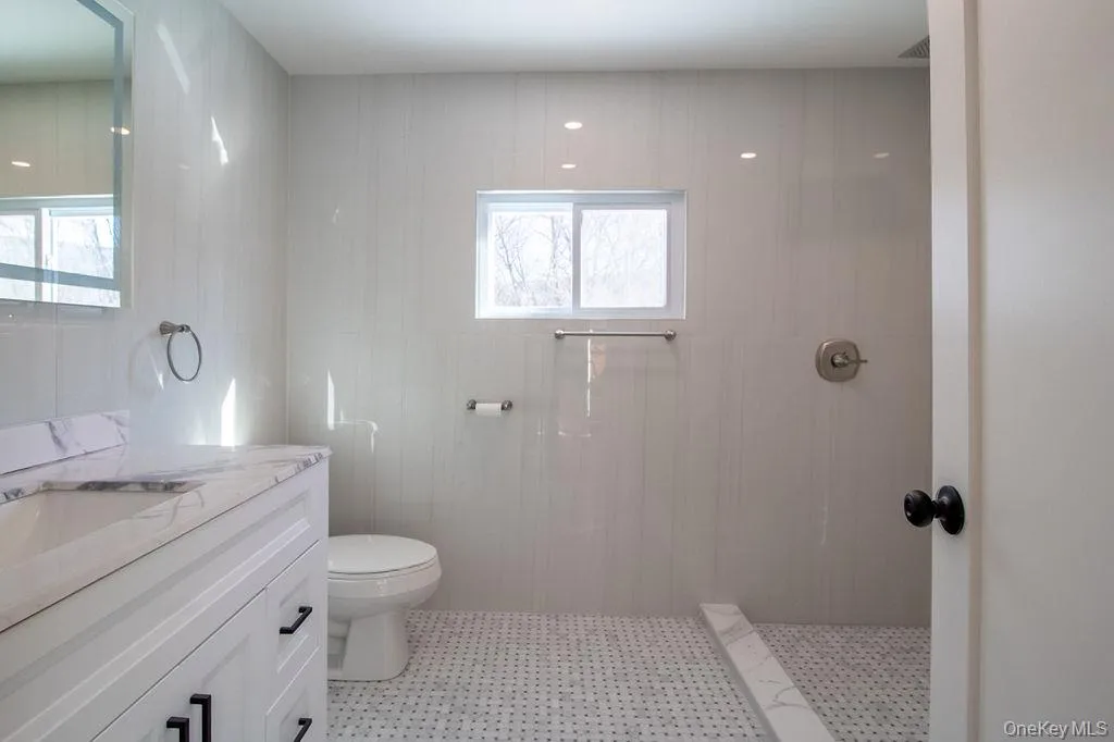 18 State Route 55, Wawarsing, NY, 4 Bedrooms Bedrooms, 6 Rooms Rooms,2 BathroomsBathrooms,Residential,For Rent,State Route 55,0,959445 18 State Route 55, Wawarsing, NY, 4 Bedrooms Bedrooms, 6 Rooms Rooms,2 BathroomsBathrooms,Residential,For Rent,State Route 55,0,959445