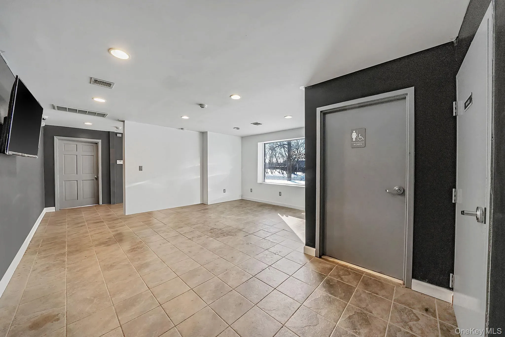 1601 Arctic Avenue, Islip, NY, ,Commercial Lease,For Rent,Arctic,0,959479 1601 Arctic Avenue, Islip, NY, ,Commercial Lease,For Rent,Arctic,0,959479