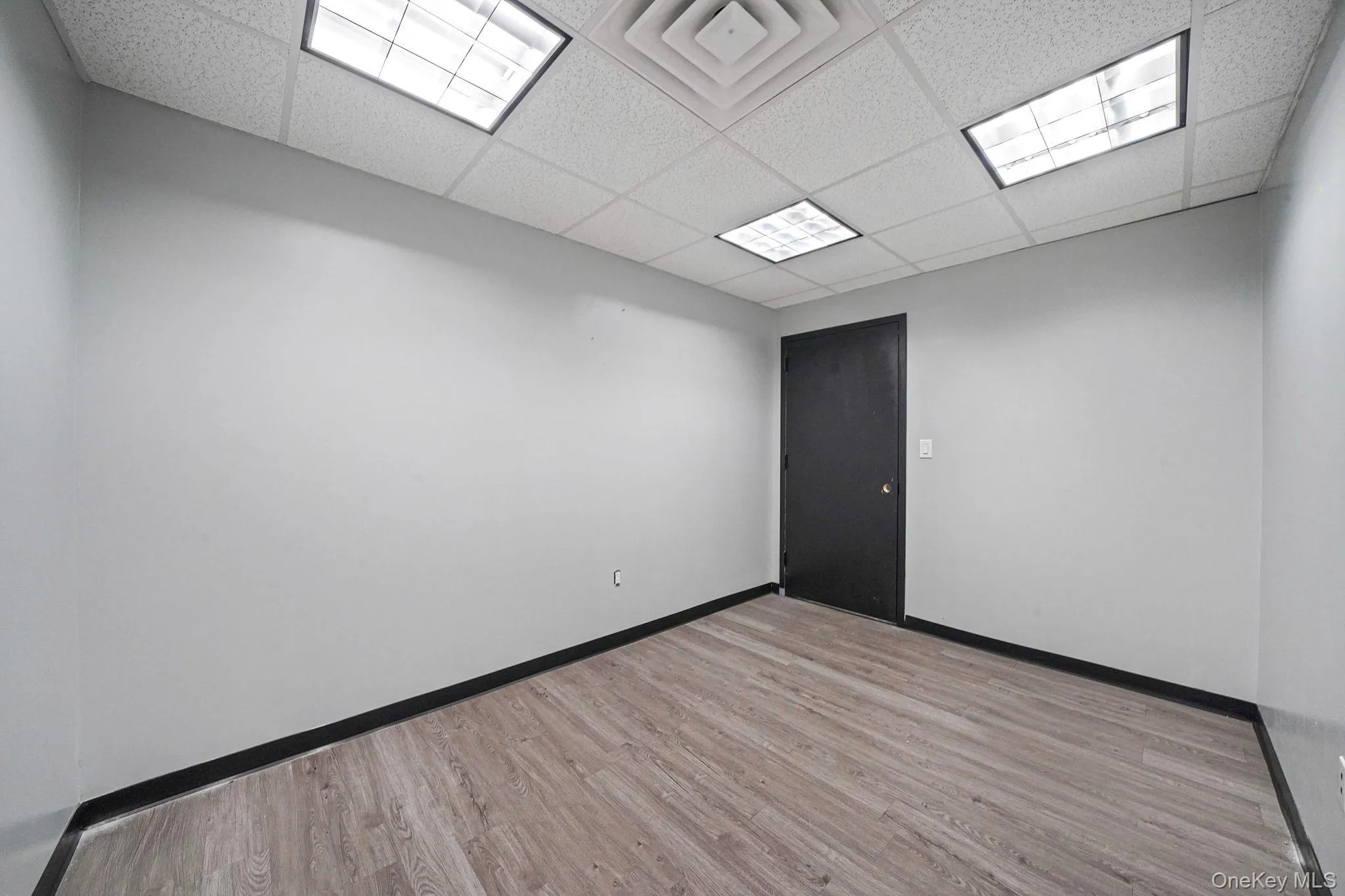 1601 Arctic Avenue, Islip, NY, ,Commercial Lease,For Rent,Arctic,0,959479 1601 Arctic Avenue, Islip, NY, ,Commercial Lease,For Rent,Arctic,0,959479