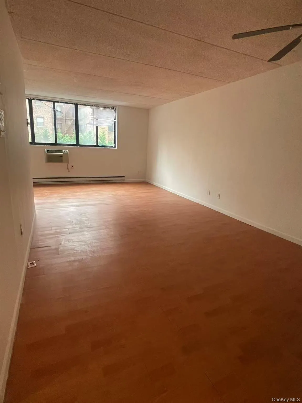 137-77 45th Avenue, New York, NY, 2 Rooms Rooms,1 BathroomBathrooms,Residential,For Rent,45th,0,959481 137-77 45th Avenue, New York, NY, 2 Rooms Rooms,1 BathroomBathrooms,Residential,For Rent,45th,0,959481