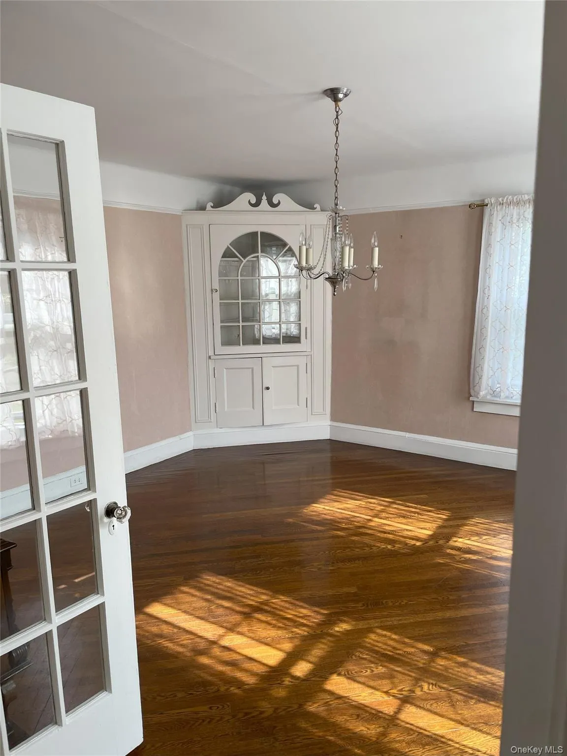 56 Nassau Boulevard, Hempstead, NY, 6 Bedrooms Bedrooms, 13 Rooms Rooms,6 BathroomsBathrooms,Residential Lease,For Rent,Nassau,0,959502 56 Nassau Boulevard, Hempstead, NY, 6 Bedrooms Bedrooms, 13 Rooms Rooms,6 BathroomsBathrooms,Residential Lease,For Rent,Nassau,0,959502