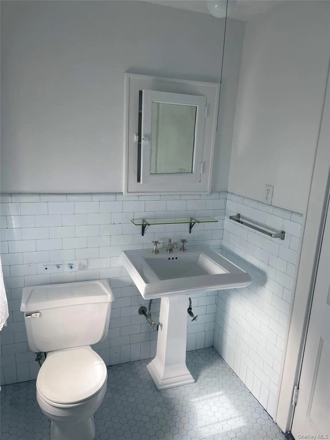 56 Nassau Boulevard, Hempstead, NY, 6 Bedrooms Bedrooms, 13 Rooms Rooms,6 BathroomsBathrooms,Residential Lease,For Rent,Nassau,0,959502 56 Nassau Boulevard, Hempstead, NY, 6 Bedrooms Bedrooms, 13 Rooms Rooms,6 BathroomsBathrooms,Residential Lease,For Rent,Nassau,0,959502