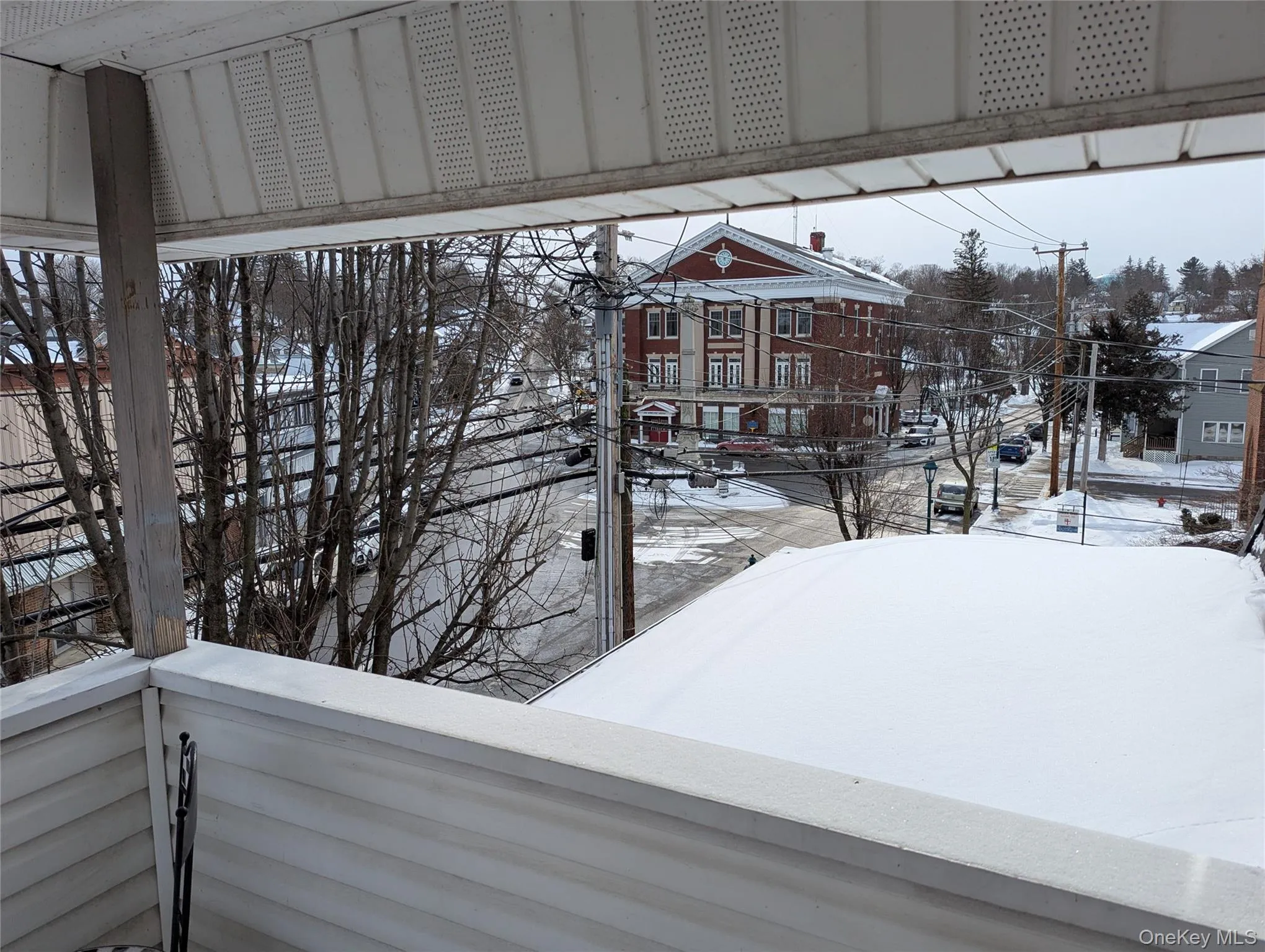 Shared balcony Shared balcony