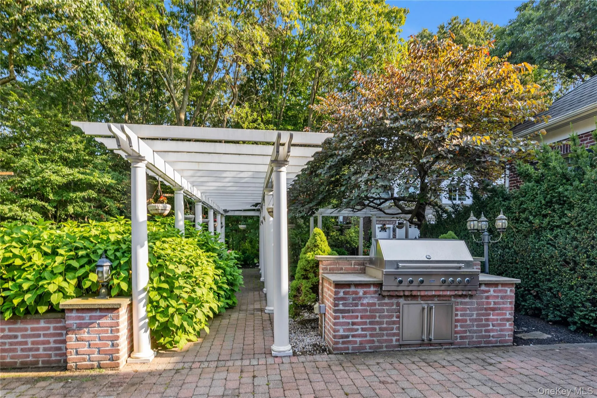 11 Danton Lane, Oyster Bay, NY, 7 Bedrooms Bedrooms, 15 Rooms Rooms,6 BathroomsBathrooms,Residential,For Rent,Danton,0,959529 11 Danton Lane, Oyster Bay, NY, 7 Bedrooms Bedrooms, 15 Rooms Rooms,6 BathroomsBathrooms,Residential,For Rent,Danton,0,959529