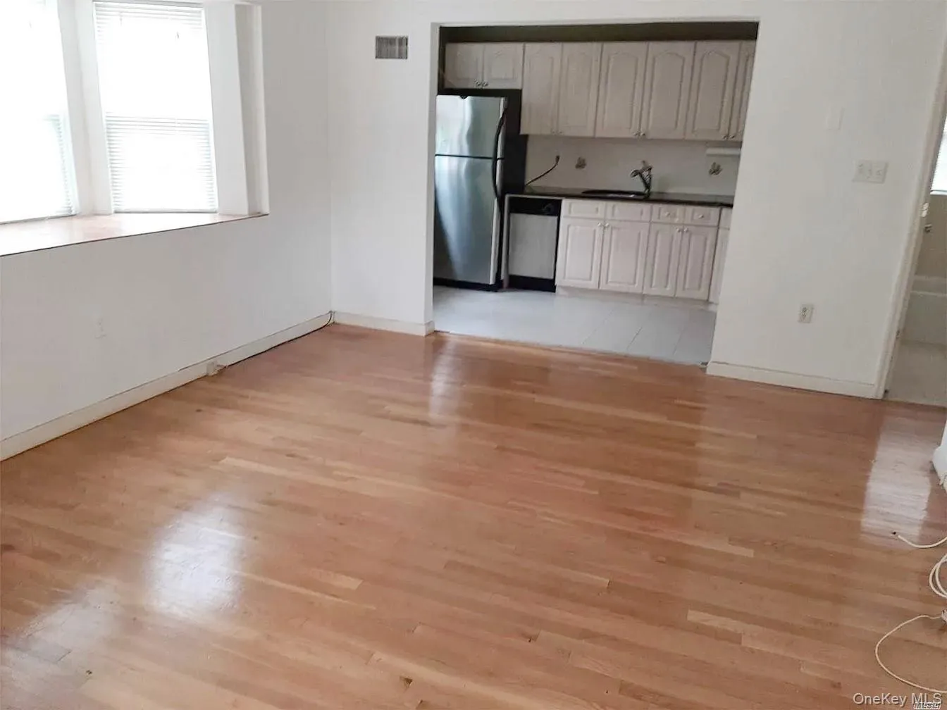 248-03 Depew Avenue, New York, NY, 3 Bedrooms Bedrooms, 5 Rooms Rooms,2 BathroomsBathrooms,Residential Lease,For Rent,Depew,0,959538 248-03 Depew Avenue, New York, NY, 3 Bedrooms Bedrooms, 5 Rooms Rooms,2 BathroomsBathrooms,Residential Lease,For Rent,Depew,0,959538