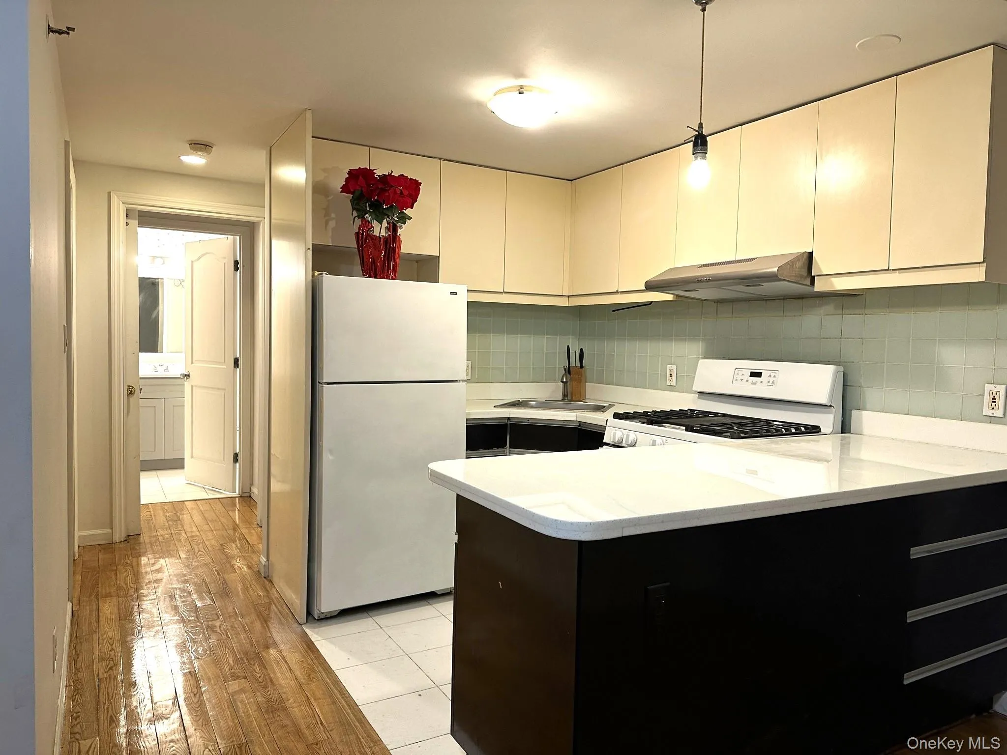 132-03 Sanford Avenue, New York, NY, 2 Bedrooms Bedrooms, 3 Rooms Rooms,2 BathroomsBathrooms,Residential Lease,For Rent,Sanford,0,959555 132-03 Sanford Avenue, New York, NY, 2 Bedrooms Bedrooms, 3 Rooms Rooms,2 BathroomsBathrooms,Residential Lease,For Rent,Sanford,0,959555