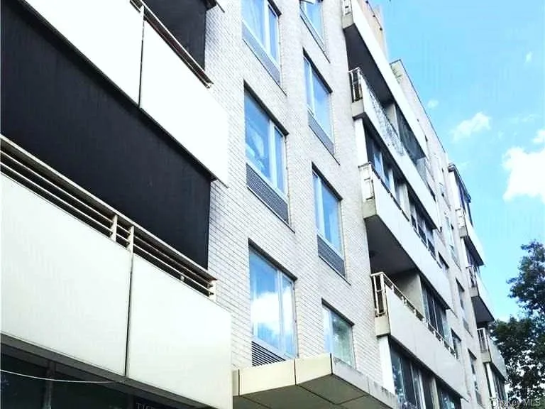 132-03 Sanford Avenue, New York, NY, 2 Bedrooms Bedrooms, 3 Rooms Rooms,2 BathroomsBathrooms,Residential Lease,For Rent,Sanford,0,959555 132-03 Sanford Avenue, New York, NY, 2 Bedrooms Bedrooms, 3 Rooms Rooms,2 BathroomsBathrooms,Residential Lease,For Rent,Sanford,0,959555