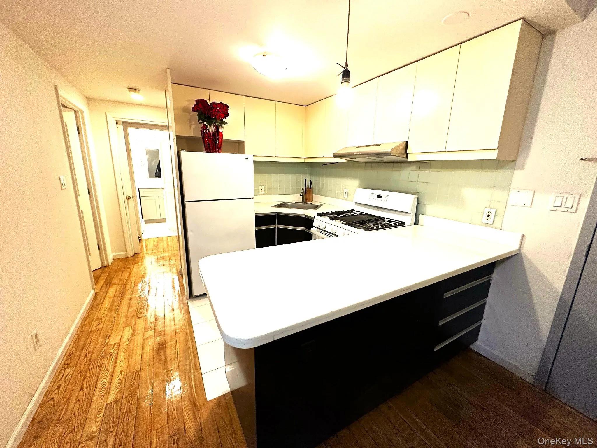 132-03 Sanford Avenue, New York, NY, 2 Bedrooms Bedrooms, 3 Rooms Rooms,2 BathroomsBathrooms,Residential Lease,For Rent,Sanford,0,959555 132-03 Sanford Avenue, New York, NY, 2 Bedrooms Bedrooms, 3 Rooms Rooms,2 BathroomsBathrooms,Residential Lease,For Rent,Sanford,0,959555