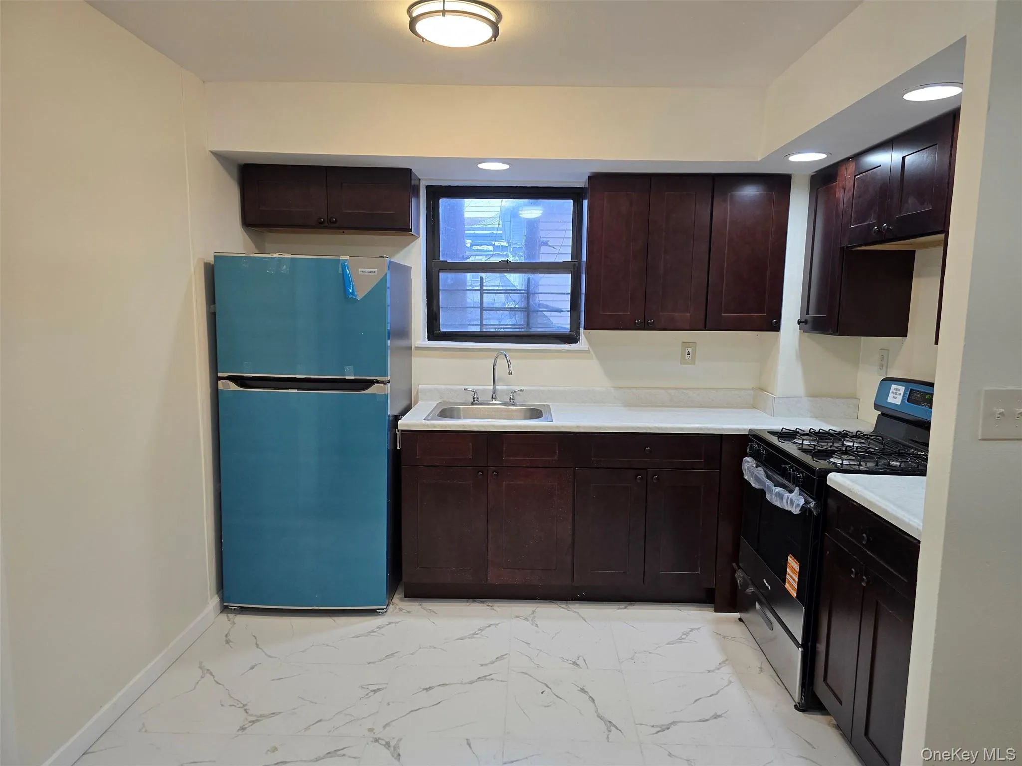 1792 Lacombe Avenue, New York, NY, 3 Bedrooms Bedrooms, 5 Rooms Rooms,1 BathroomBathrooms,Residential Lease,For Rent,Lacombe,0,959556 1792 Lacombe Avenue, New York, NY, 3 Bedrooms Bedrooms, 5 Rooms Rooms,1 BathroomBathrooms,Residential Lease,For Rent,Lacombe,0,959556
