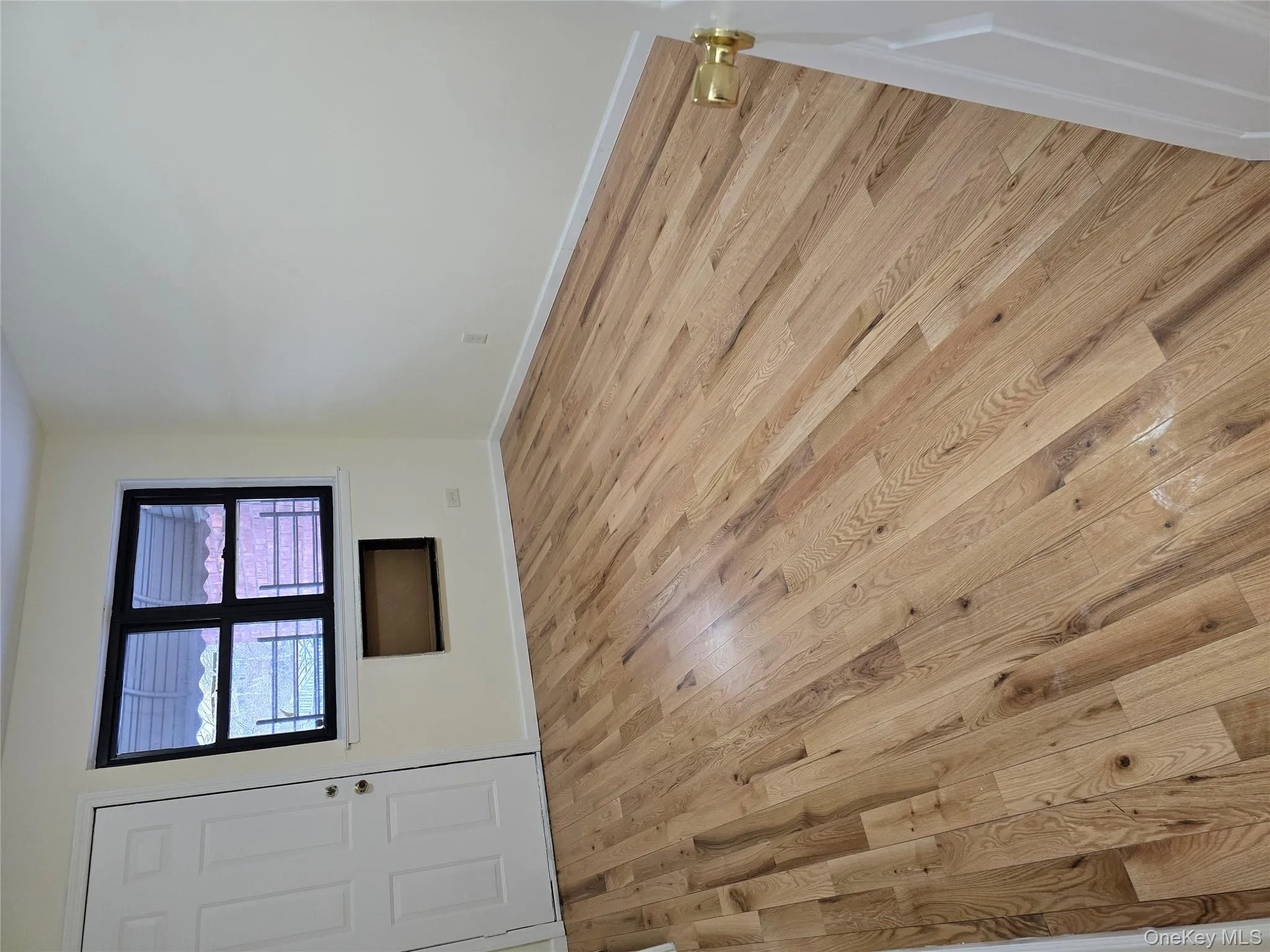 1792 Lacombe Avenue, New York, NY, 3 Bedrooms Bedrooms, 5 Rooms Rooms,1 BathroomBathrooms,Residential Lease,For Rent,Lacombe,0,959556 1792 Lacombe Avenue, New York, NY, 3 Bedrooms Bedrooms, 5 Rooms Rooms,1 BathroomBathrooms,Residential Lease,For Rent,Lacombe,0,959556