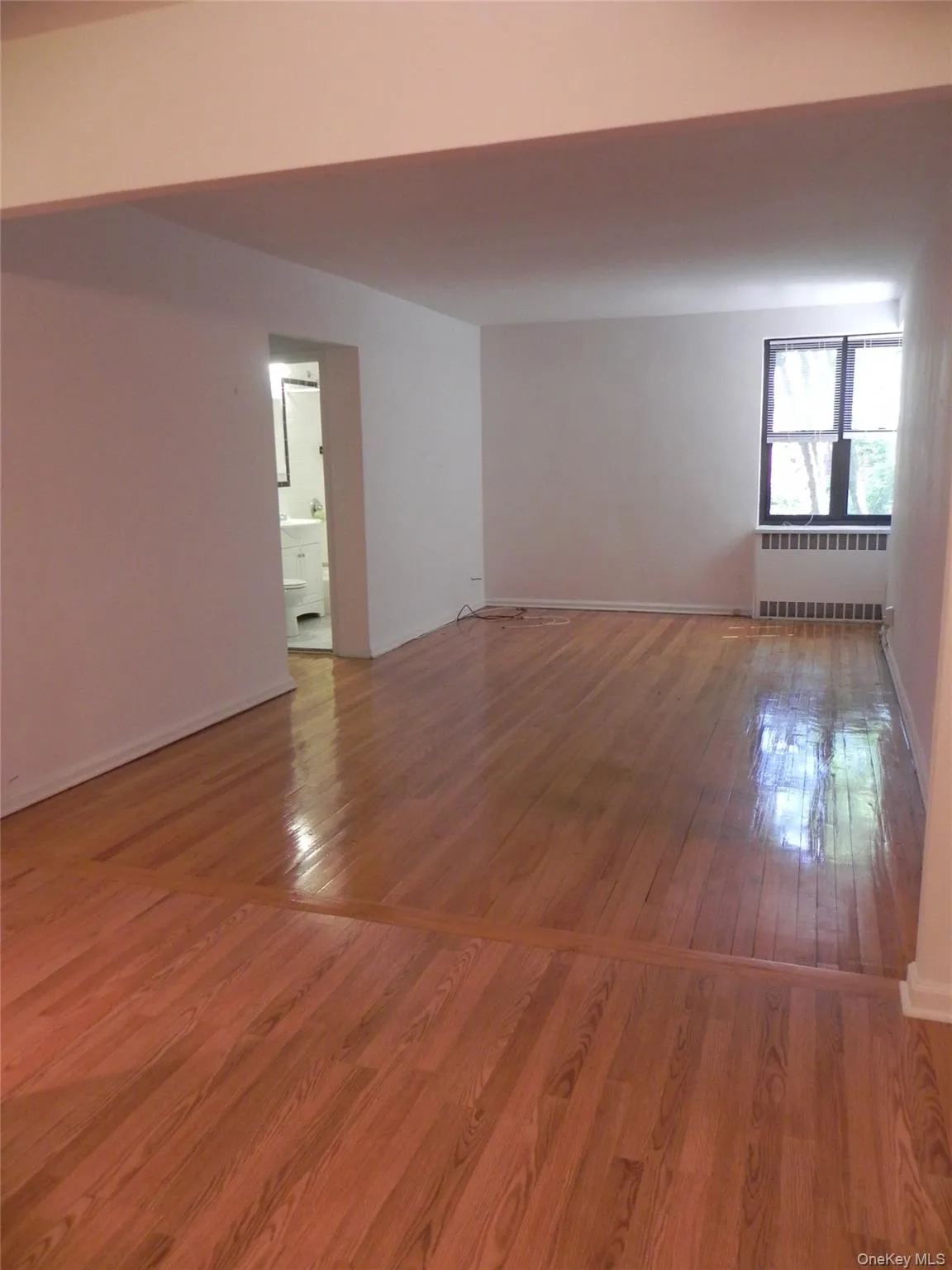 15 Clent Road, North Hempstead, NY, 1 Bedroom Bedrooms, 4 Rooms Rooms,1 BathroomBathrooms,Residential Lease,For Rent,Clent,0,959561 15 Clent Road, North Hempstead, NY, 1 Bedroom Bedrooms, 4 Rooms Rooms,1 BathroomBathrooms,Residential Lease,For Rent,Clent,0,959561