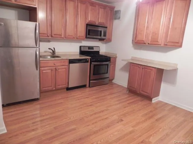 15 Clent Road, North Hempstead, NY, 1 Bedroom Bedrooms, 4 Rooms Rooms,1 BathroomBathrooms,Residential Lease,For Rent,Clent,0,959561 15 Clent Road, North Hempstead, NY, 1 Bedroom Bedrooms, 4 Rooms Rooms,1 BathroomBathrooms,Residential Lease,For Rent,Clent,0,959561