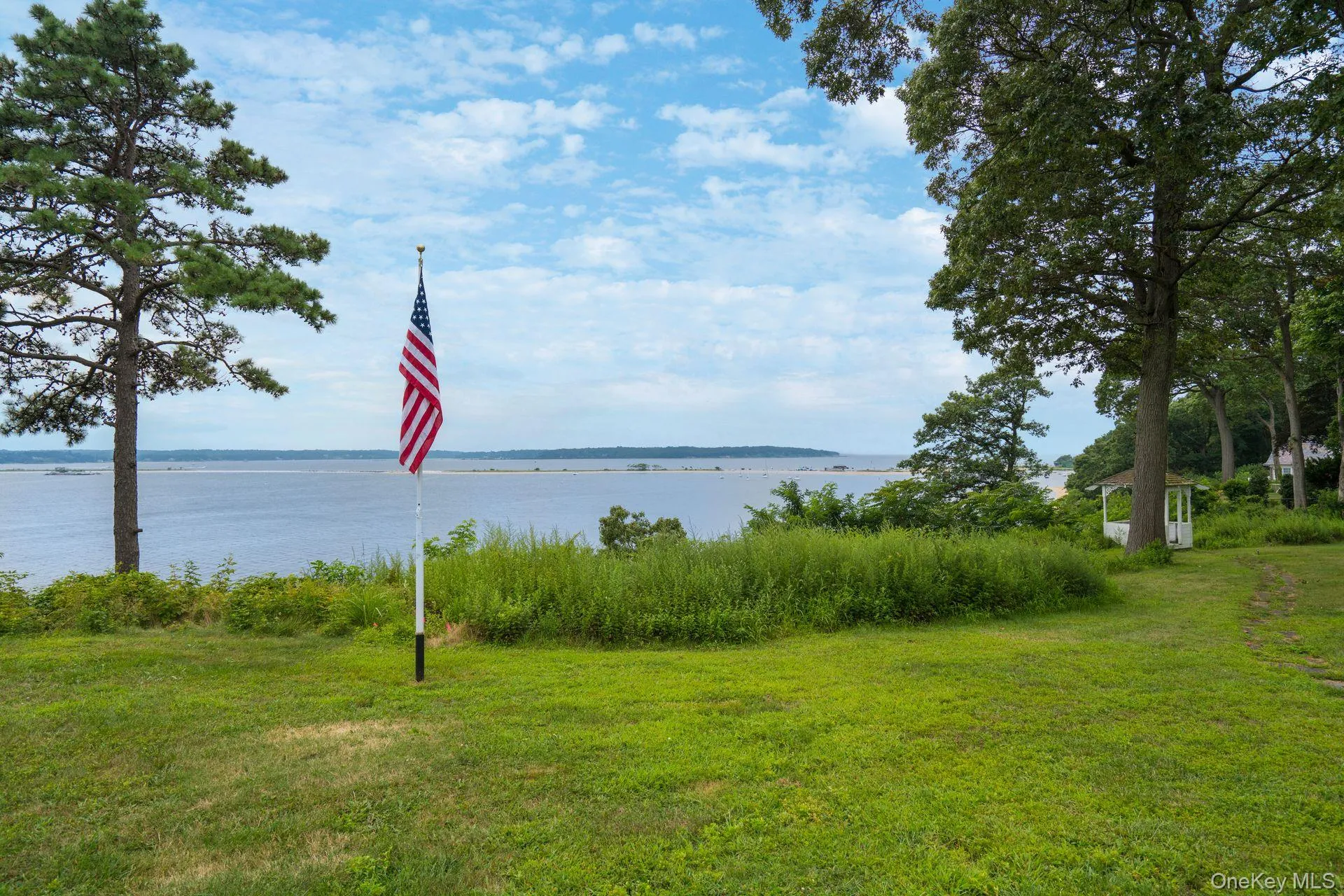 140 Old Winkle Point Road, Huntington, NY, 3 Bedrooms Bedrooms, 8 Rooms Rooms,3 BathroomsBathrooms,Residential Lease,For Rent,Old Winkle Point,0,959562 140 Old Winkle Point Road, Huntington, NY, 3 Bedrooms Bedrooms, 8 Rooms Rooms,3 BathroomsBathrooms,Residential Lease,For Rent,Old Winkle Point,0,959562