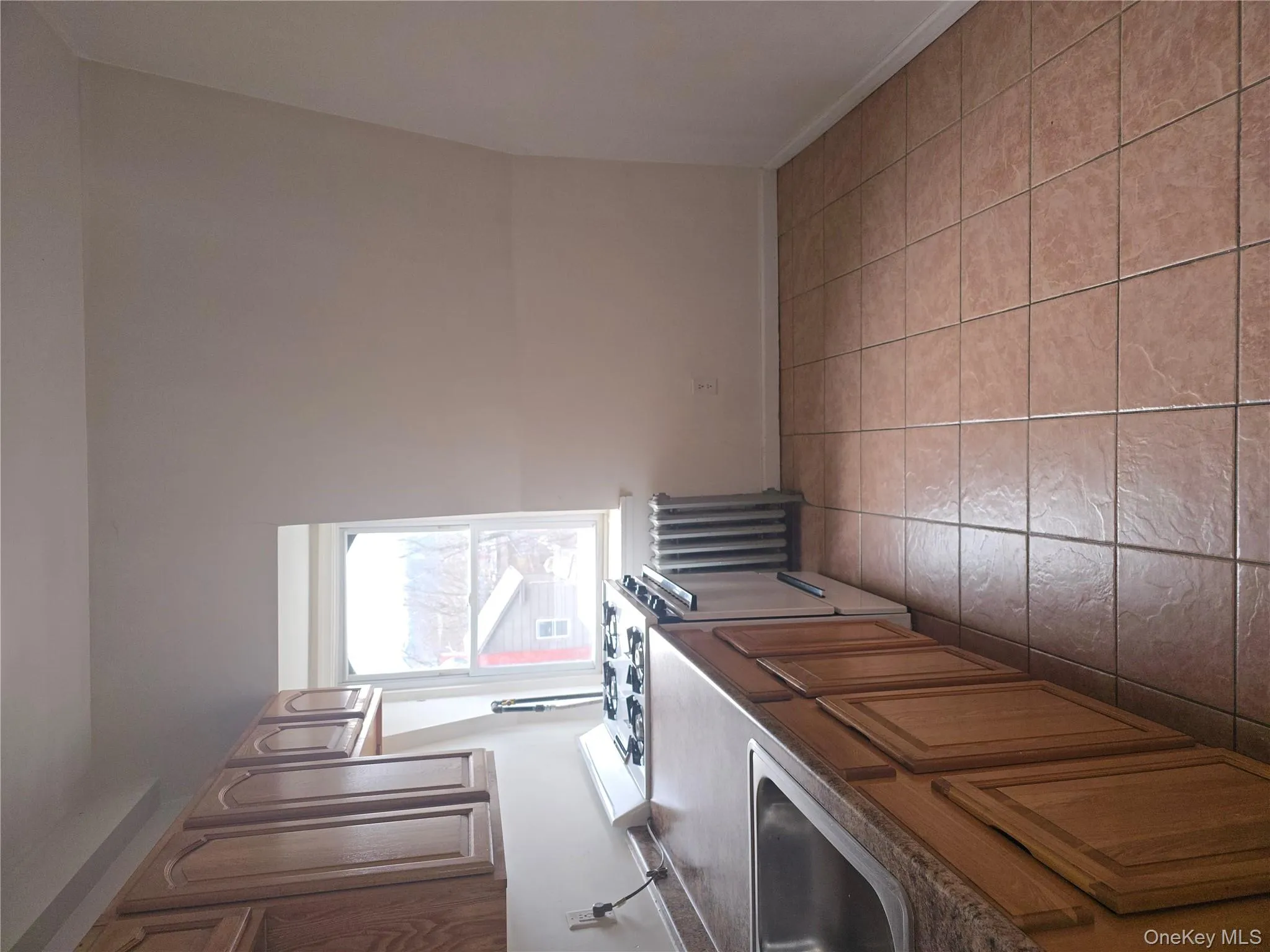 19 Elizabeth Street, Port Jervis, NY, 1 Bedroom Bedrooms, 3 Rooms Rooms,1 BathroomBathrooms,Residential Lease,For Rent,Elizabeth,0,959570 19 Elizabeth Street, Port Jervis, NY, 1 Bedroom Bedrooms, 3 Rooms Rooms,1 BathroomBathrooms,Residential Lease,For Rent,Elizabeth,0,959570