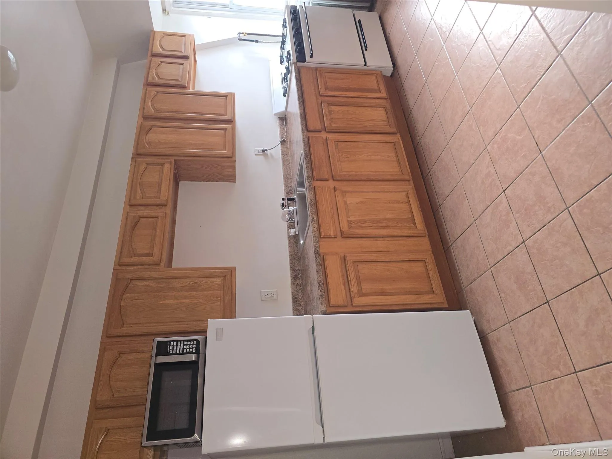 19 Elizabeth Street, Port Jervis, NY, 1 Bedroom Bedrooms, 3 Rooms Rooms,1 BathroomBathrooms,Residential Lease,For Rent,Elizabeth,0,959570 19 Elizabeth Street, Port Jervis, NY, 1 Bedroom Bedrooms, 3 Rooms Rooms,1 BathroomBathrooms,Residential Lease,For Rent,Elizabeth,0,959570