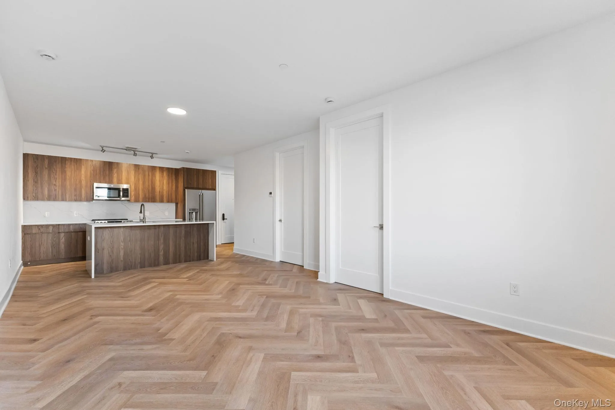 100 Putnam Avenue, Greenwich, CT, 2 Bedrooms Bedrooms, ,2 BathroomsBathrooms,Residential Lease,For Rent,Putnam,0,959598 100 Putnam Avenue, Greenwich, CT, 2 Bedrooms Bedrooms, ,2 BathroomsBathrooms,Residential Lease,For Rent,Putnam,0,959598