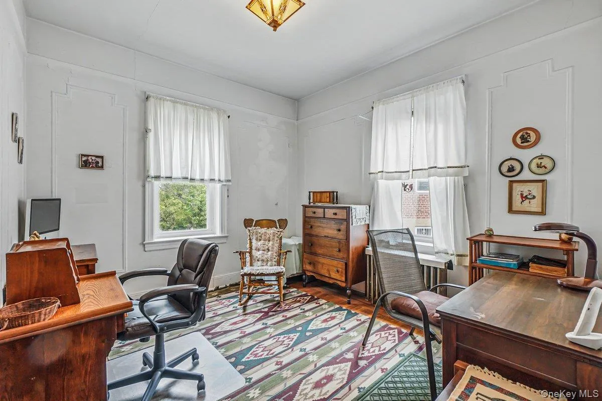 2117 Hazen Street, New York, NY, 3 Bedrooms Bedrooms, 8 Rooms Rooms,2 BathroomsBathrooms,Residential,For Rent,Hazen,0,959618 2117 Hazen Street, New York, NY, 3 Bedrooms Bedrooms, 8 Rooms Rooms,2 BathroomsBathrooms,Residential,For Rent,Hazen,0,959618