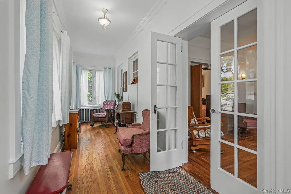 2117 Hazen Street, New York, NY, 3 Bedrooms Bedrooms, 8 Rooms Rooms,2 BathroomsBathrooms,Residential,For Rent,Hazen,0,959618 2117 Hazen Street, New York, NY, 3 Bedrooms Bedrooms, 8 Rooms Rooms,2 BathroomsBathrooms,Residential,For Rent,Hazen,0,959618