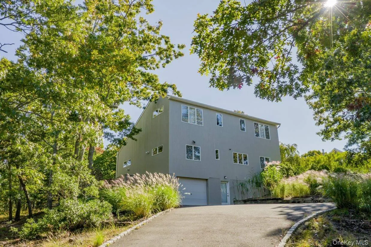 38 Red Creek Circle, Southampton, NY, 4 Bedrooms Bedrooms, 6 Rooms Rooms,3 BathroomsBathrooms,Residential Lease,For Rent,Red Creek,0,959629 38 Red Creek Circle, Southampton, NY, 4 Bedrooms Bedrooms, 6 Rooms Rooms,3 BathroomsBathrooms,Residential Lease,For Rent,Red Creek,0,959629