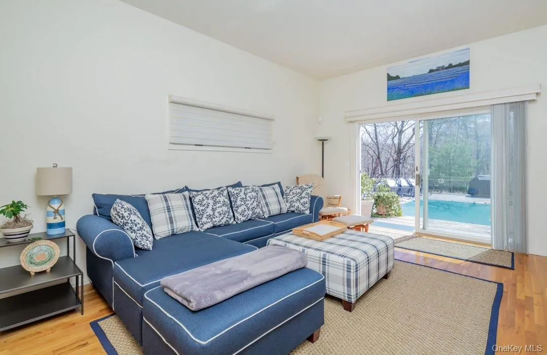 38 Red Creek Circle, Southampton, NY, 4 Bedrooms Bedrooms, 6 Rooms Rooms,3 BathroomsBathrooms,Residential Lease,For Rent,Red Creek,0,959629 38 Red Creek Circle, Southampton, NY, 4 Bedrooms Bedrooms, 6 Rooms Rooms,3 BathroomsBathrooms,Residential Lease,For Rent,Red Creek,0,959629