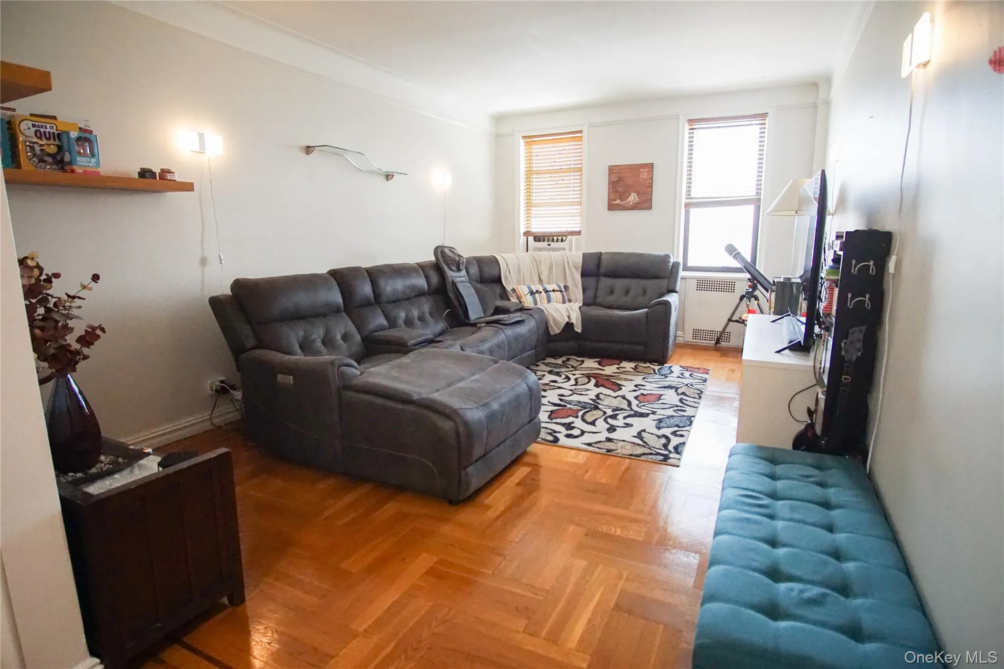 3321 Bruckner Boulevard, New York, NY, 2 Bedrooms Bedrooms, 4 Rooms Rooms,1 BathroomBathrooms,Residential,For Rent,Bruckner,0,959634 3321 Bruckner Boulevard, New York, NY, 2 Bedrooms Bedrooms, 4 Rooms Rooms,1 BathroomBathrooms,Residential,For Rent,Bruckner,0,959634