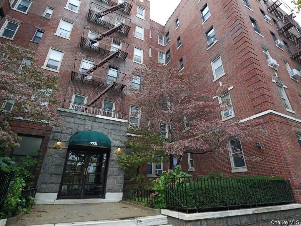 3321 Bruckner Boulevard, New York, NY, 2 Bedrooms Bedrooms, 4 Rooms Rooms,1 BathroomBathrooms,Residential,For Rent,Bruckner,0,959634 3321 Bruckner Boulevard, New York, NY, 2 Bedrooms Bedrooms, 4 Rooms Rooms,1 BathroomBathrooms,Residential,For Rent,Bruckner,0,959634