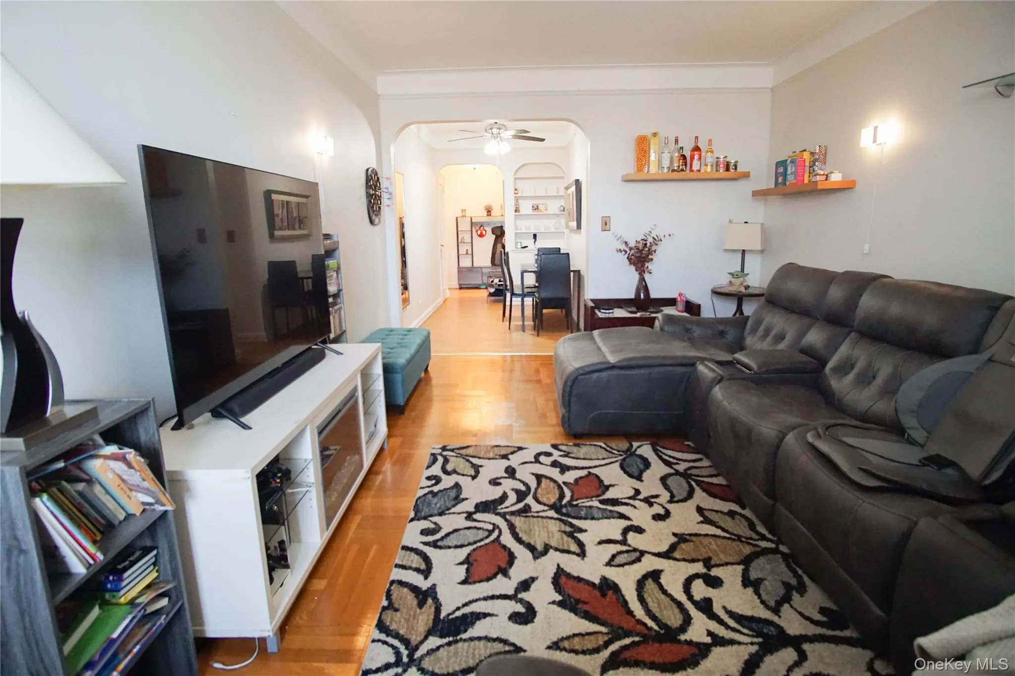 3321 Bruckner Boulevard, New York, NY, 2 Bedrooms Bedrooms, 4 Rooms Rooms,1 BathroomBathrooms,Residential,For Rent,Bruckner,0,959634 3321 Bruckner Boulevard, New York, NY, 2 Bedrooms Bedrooms, 4 Rooms Rooms,1 BathroomBathrooms,Residential,For Rent,Bruckner,0,959634