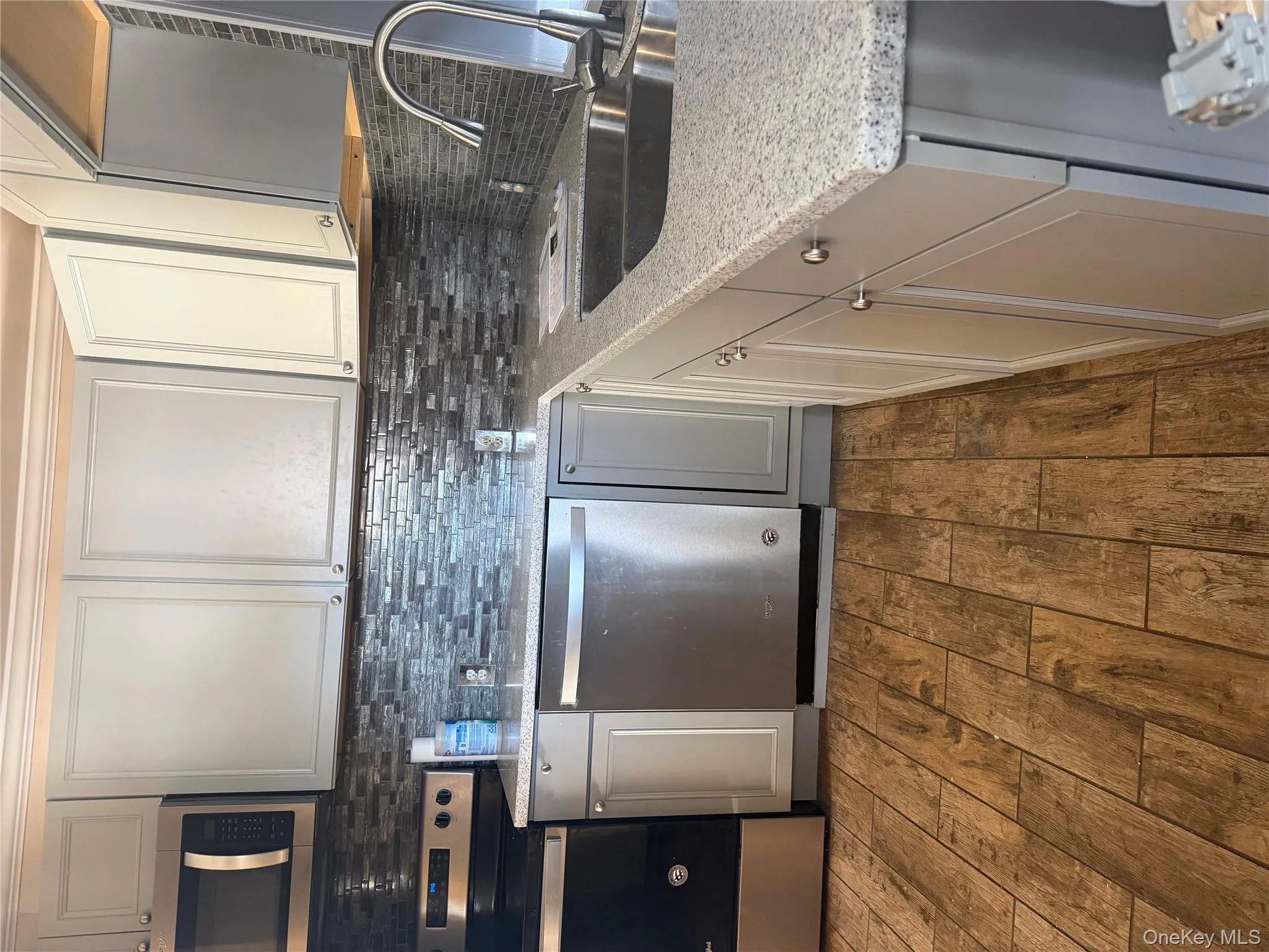 51 Fallkill Avenue, Hyde Park, NY, 3 Bedrooms Bedrooms, 5 Rooms Rooms,1 BathroomBathrooms,Residential Lease,For Rent,Fallkill,0,959647 51 Fallkill Avenue, Hyde Park, NY, 3 Bedrooms Bedrooms, 5 Rooms Rooms,1 BathroomBathrooms,Residential Lease,For Rent,Fallkill,0,959647