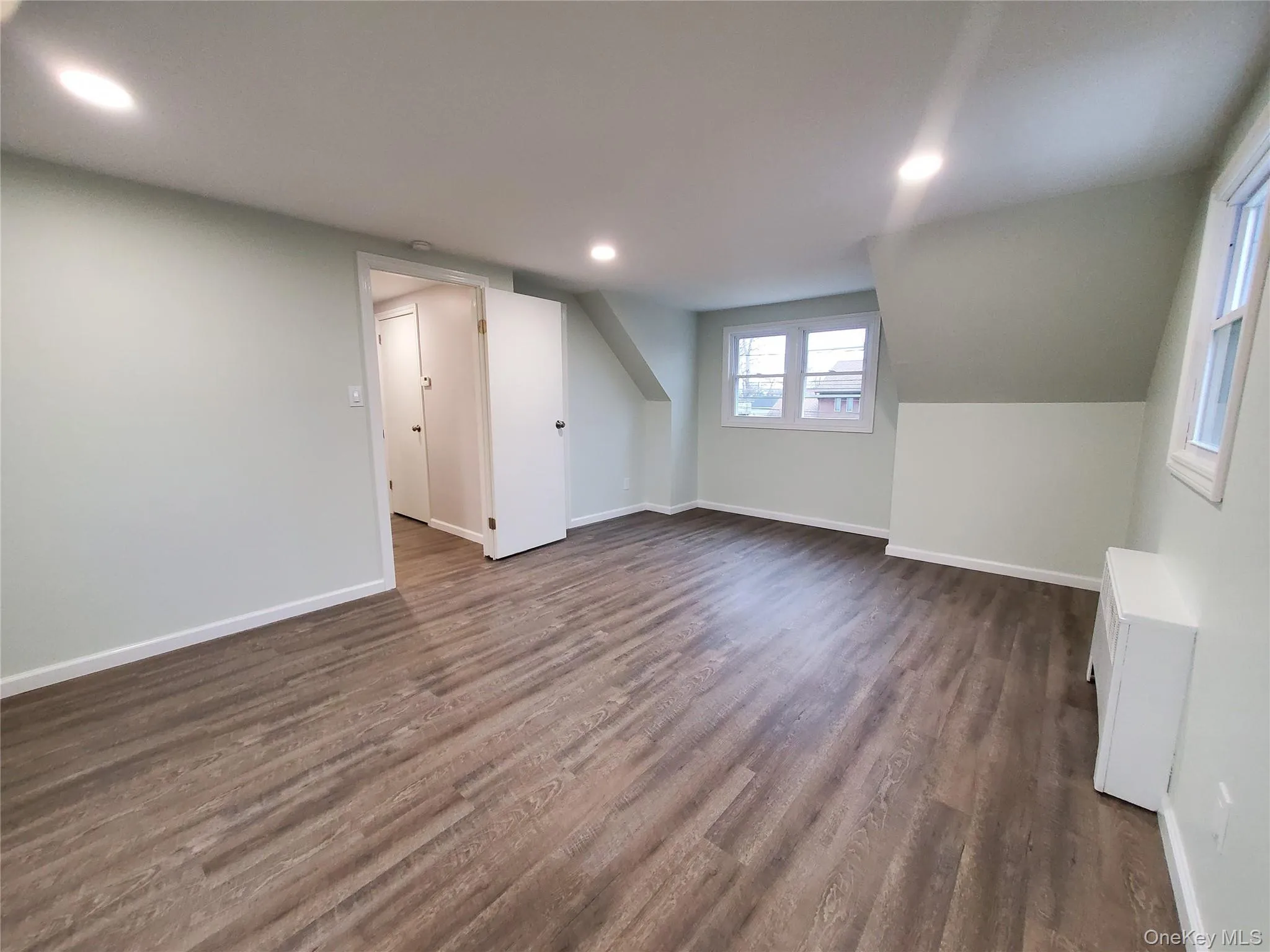 273 South 16th St, Babylon, NY, 1 Bedroom Bedrooms, 3 Rooms Rooms,1 BathroomBathrooms,Residential Lease,For Rent,South 16th St,0,959672 273 South 16th St, Babylon, NY, 1 Bedroom Bedrooms, 3 Rooms Rooms,1 BathroomBathrooms,Residential Lease,For Rent,South 16th St,0,959672