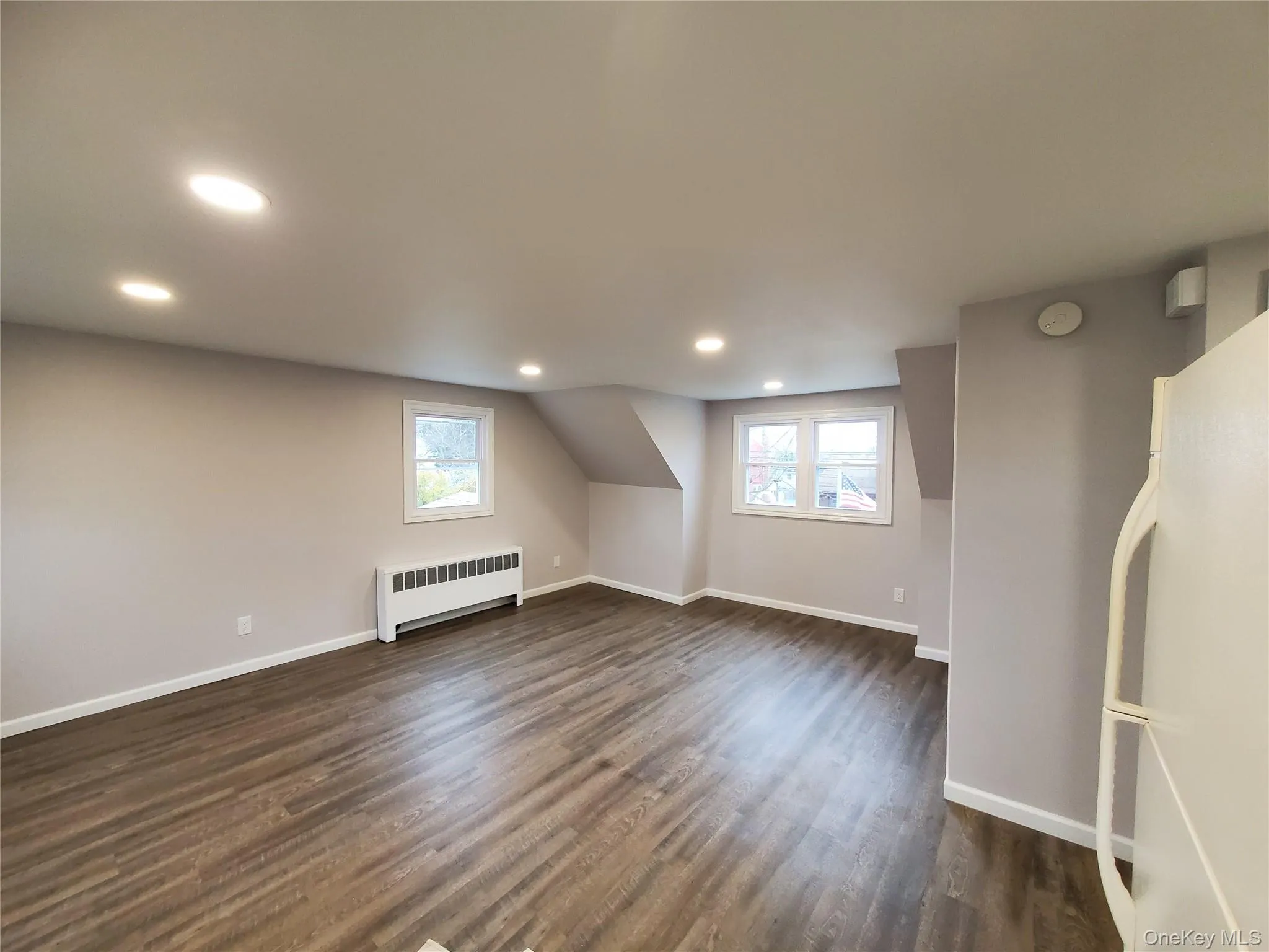 273 South 16th St, Babylon, NY, 1 Bedroom Bedrooms, 3 Rooms Rooms,1 BathroomBathrooms,Residential Lease,For Rent,South 16th St,0,959672 273 South 16th St, Babylon, NY, 1 Bedroom Bedrooms, 3 Rooms Rooms,1 BathroomBathrooms,Residential Lease,For Rent,South 16th St,0,959672